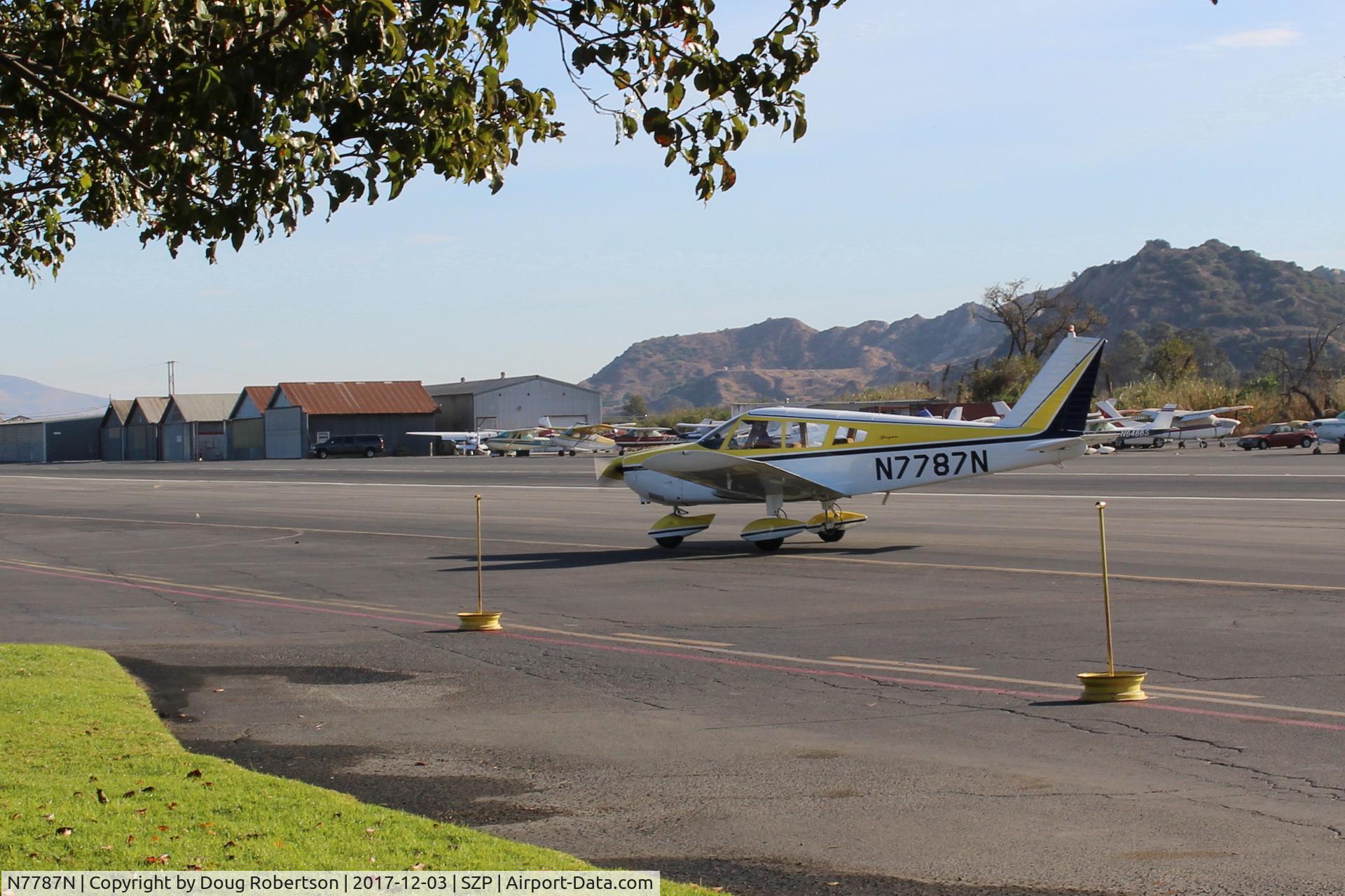 N7787N, 1969 Piper PA-28-180 Cherokee C/N 28-5235, 1969 Piper PA-28-180 CHEROKEE, Lycoming O&VO-360 180 Hp, taxi off the active-04