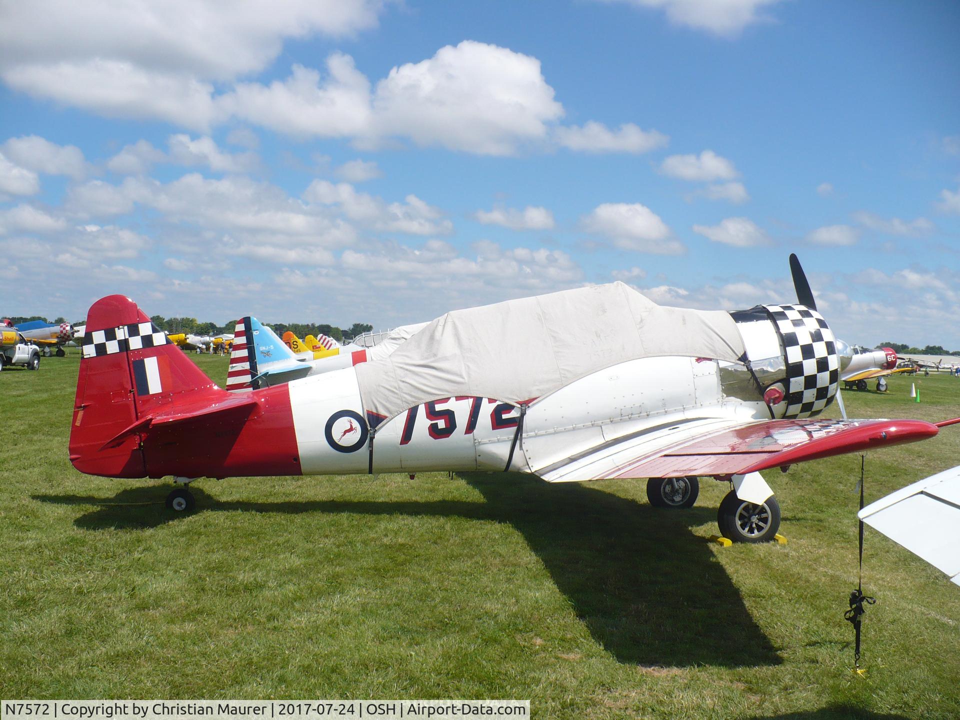 N7572, 1941 North American AT-6D Texan C/N 41-34018, AT-6 Texan