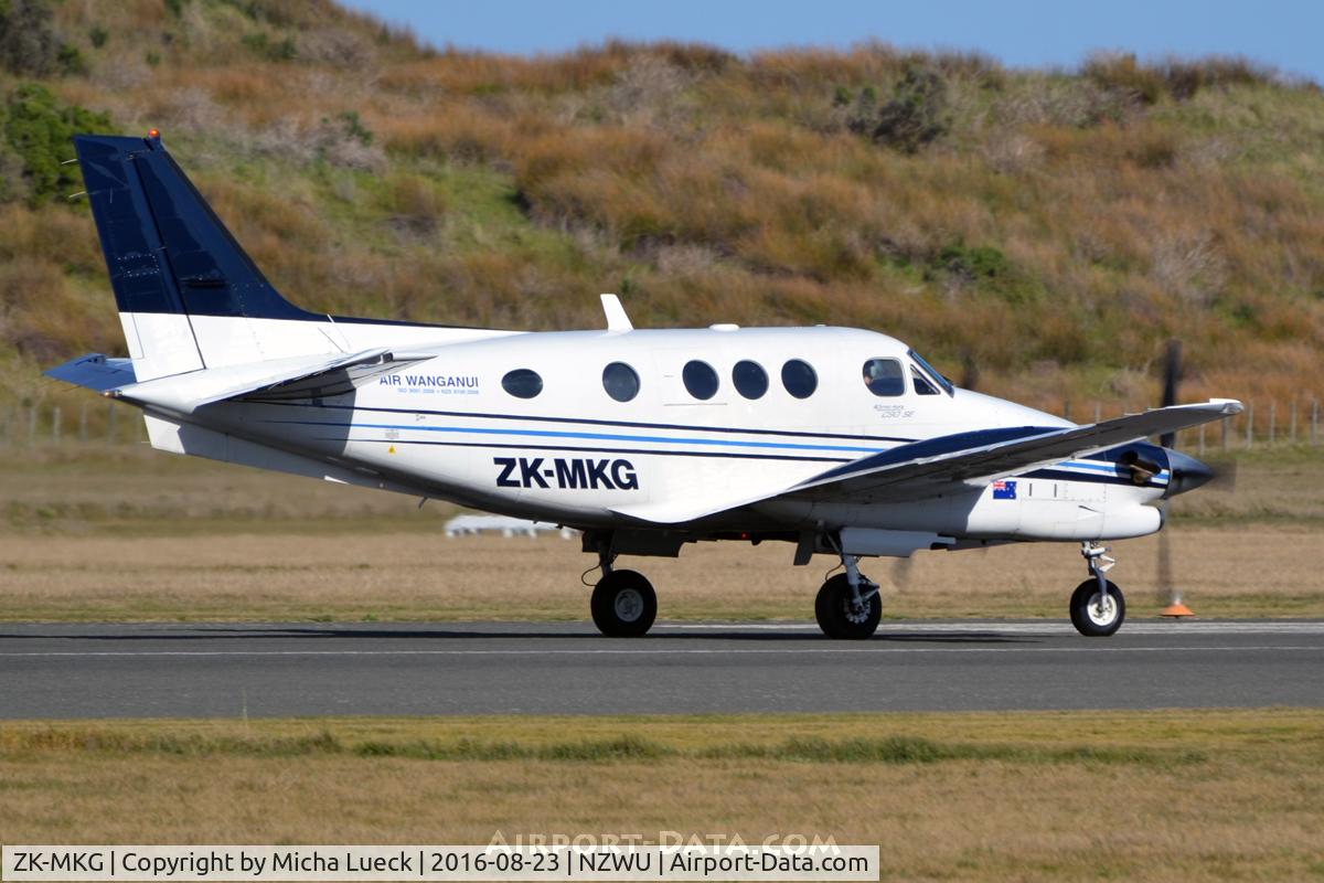 ZK-MKG, 1994 Beech C90A King Air C/N LJ-1367, At Whanganui