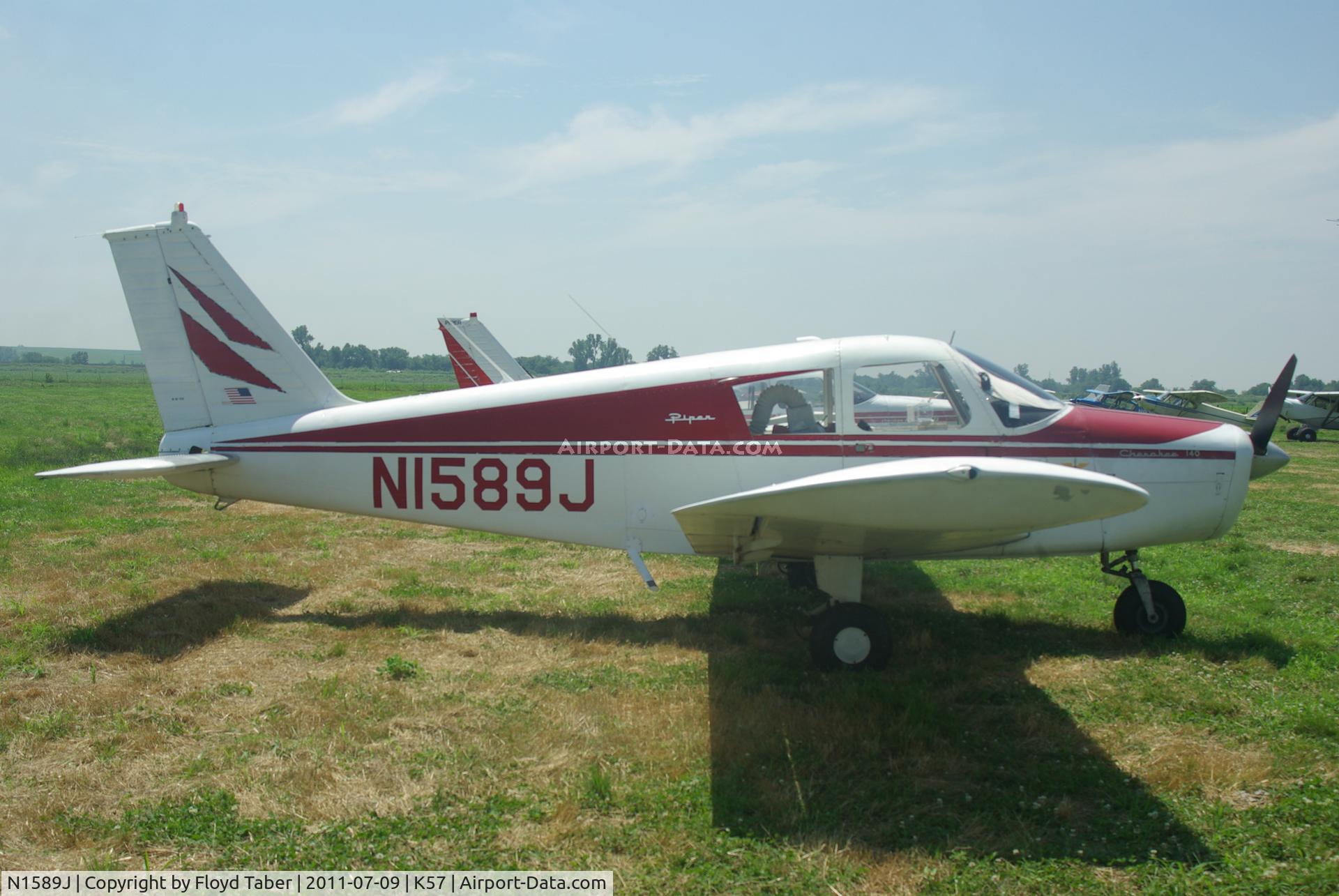 N1589J, 1967 Piper PA-28-140 C/N 28-23998, At the Flying Wingnuts Airshow in Tarkio Missouri