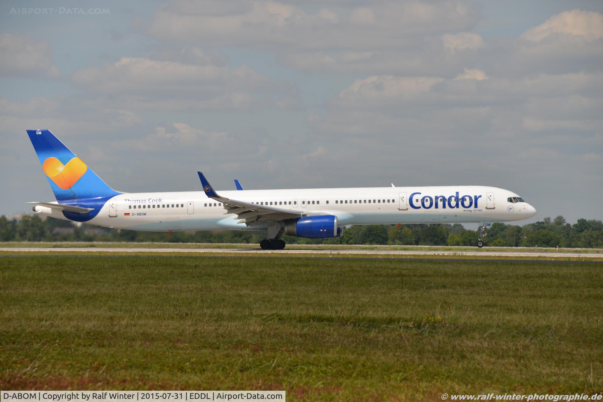D-ABOM, 2000 Boeing 757-330 C/N 29022, Boeing 757-330(W) - DE CFG Condor - 29022 - D-ABOM - 31.07.2015 - DUS