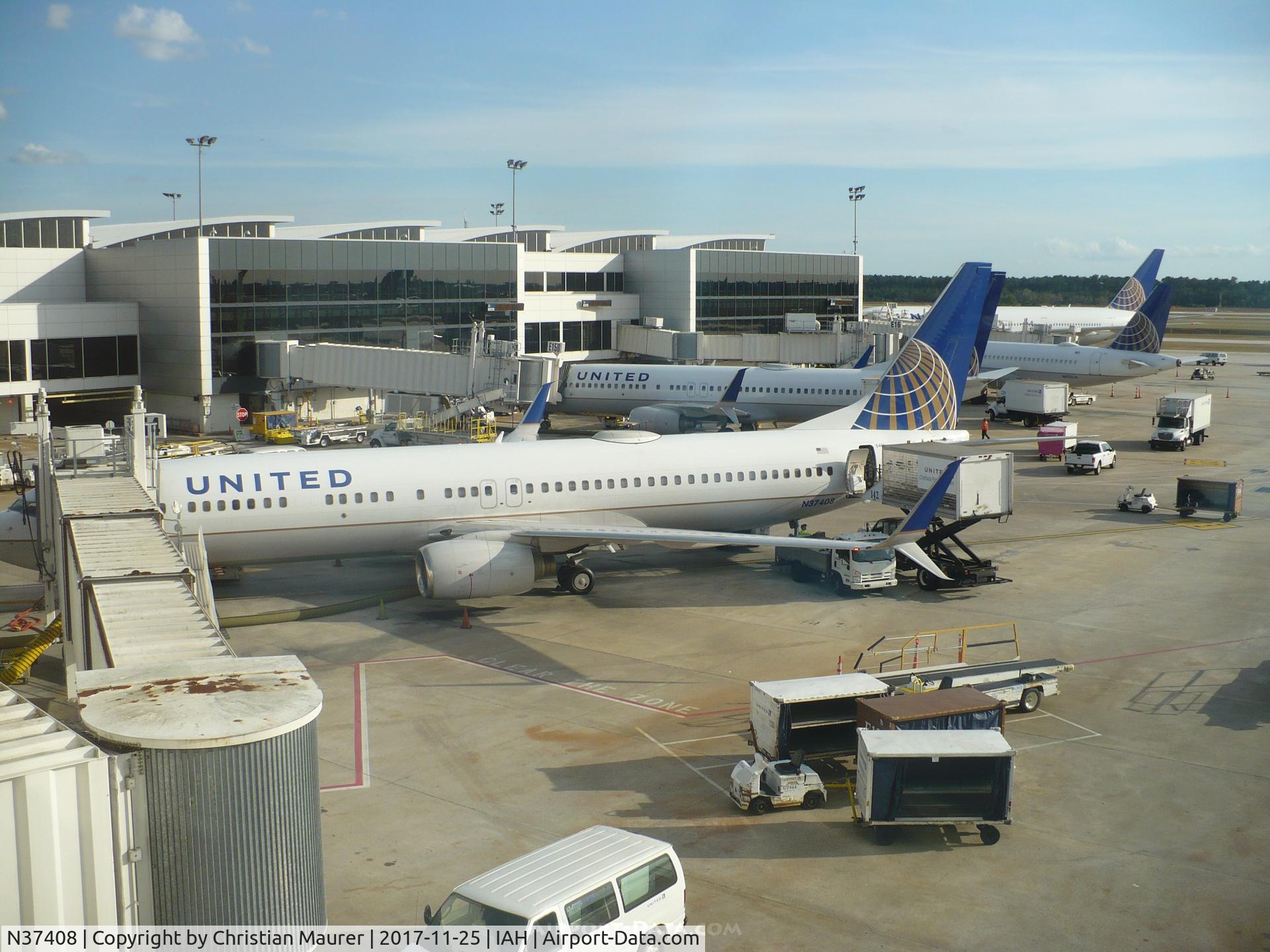 N37408, 2001 Boeing 737-924 C/N 30125, Boeing 737-900