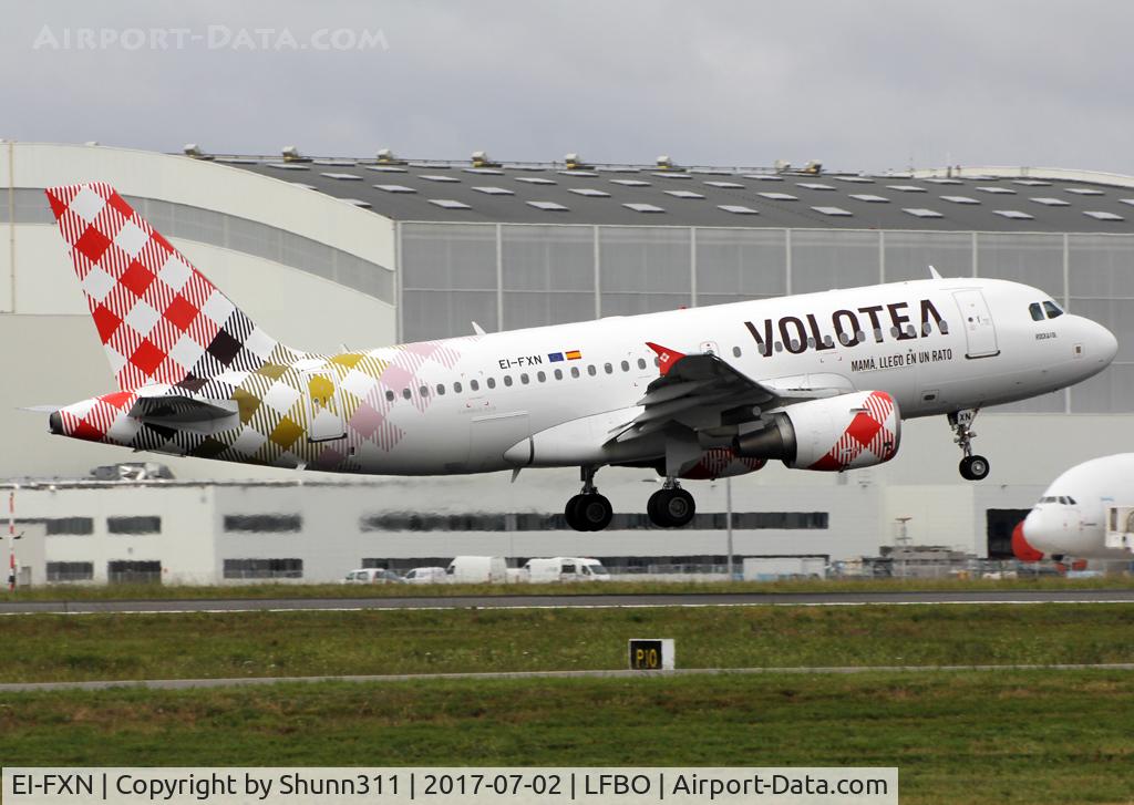 EI-FXN, 2002 Airbus A319-111 C/N 1684, Landing rwy 32R