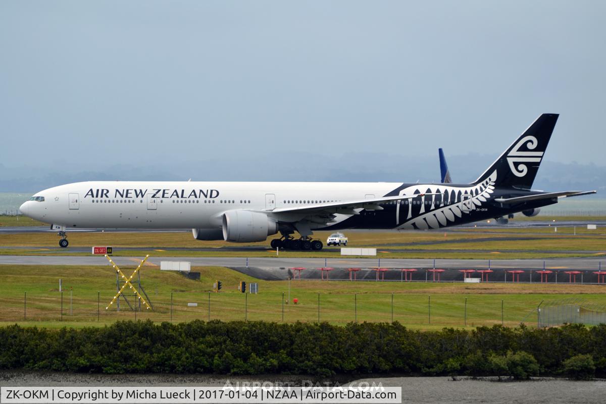 ZK-OKM, 2010 Boeing 777-306/ER C/N 38405, At Auckland