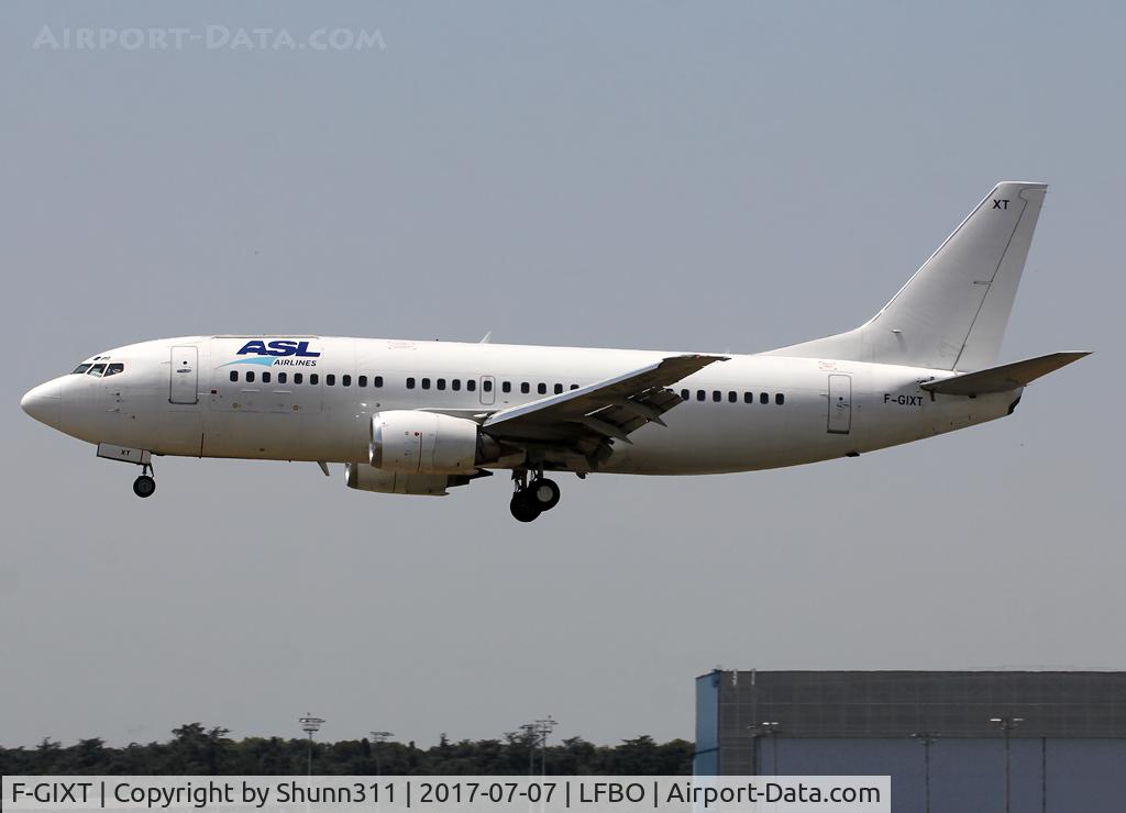 F-GIXT, 1997 Boeing 737-39M C/N 28898, Landing rwy 14L
