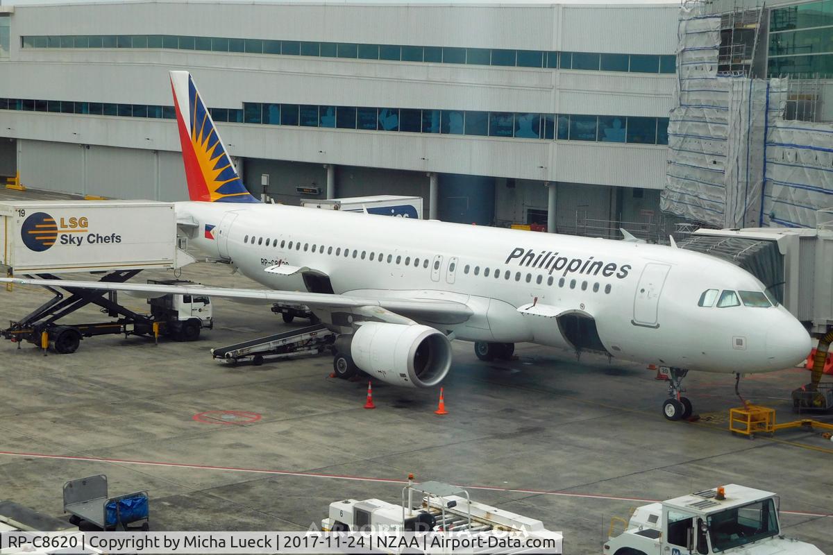 RP-C8620, 2012 Airbus A320-214 C/N 5371, At Auckland