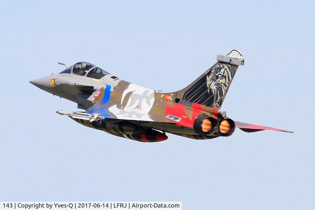 143, 2013 Dassault Rafale C C/N 143, Dassault Rafale C, Take off rwy 26, Landivisiau Naval Air Base (LFRJ) Tiger Meet 2017