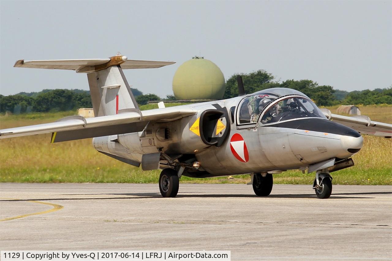 1129, Saab 105OE C/N 105429, Saab 105OE, Taxiing to flight line, Landivisiau Naval Air Base (LFRJ) Tiger Meet 2017