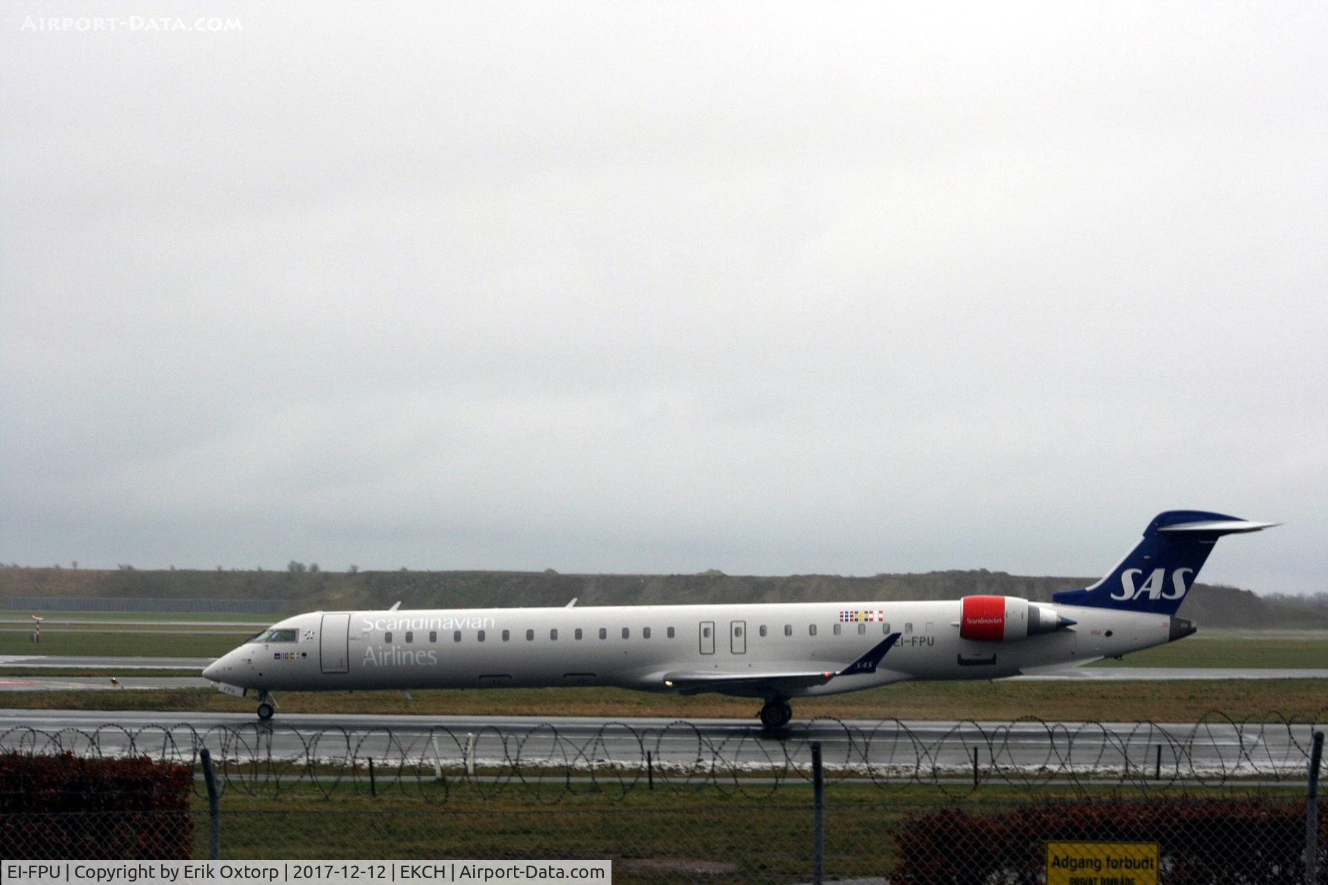 EI-FPU, 2017 Bombardier CRJ-900LR (CL-600-2D24) C/N 15439, EI-FPU landed rw 04L
