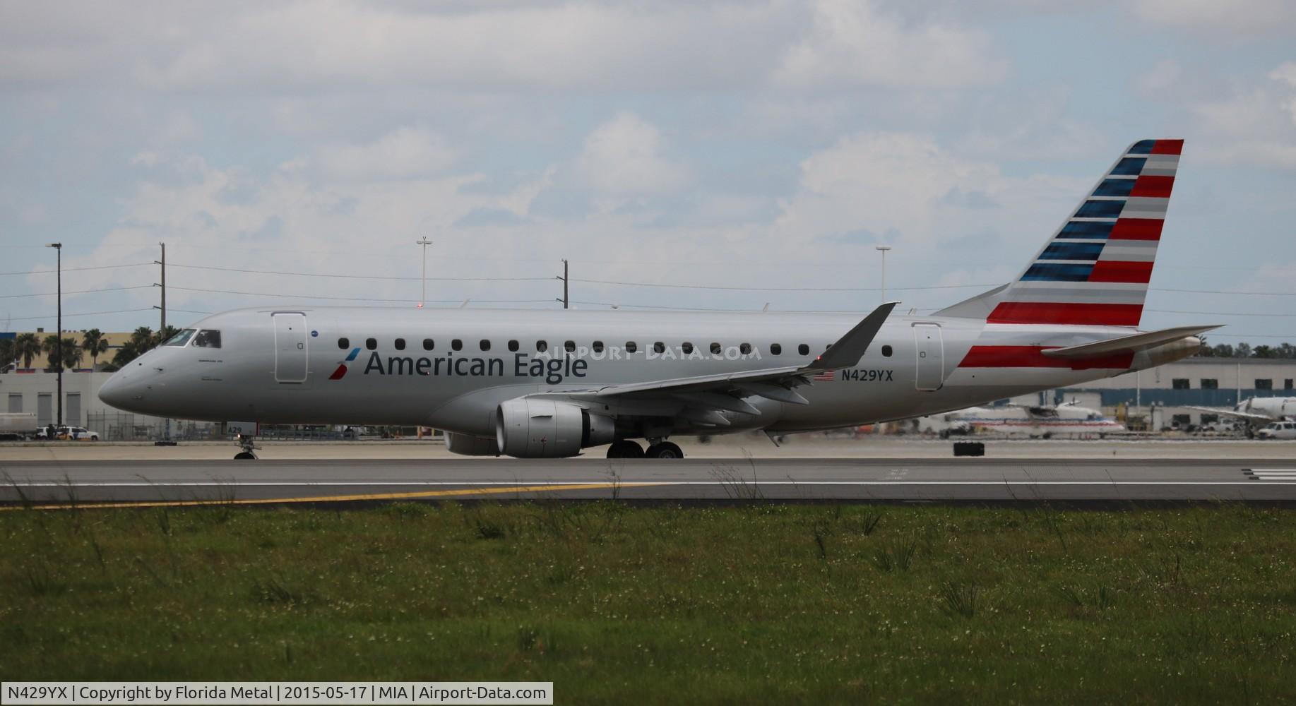 N429YX, 2014 Embraer 175LR (ERJ-170-200LR) C/N 17000408, American Eagle