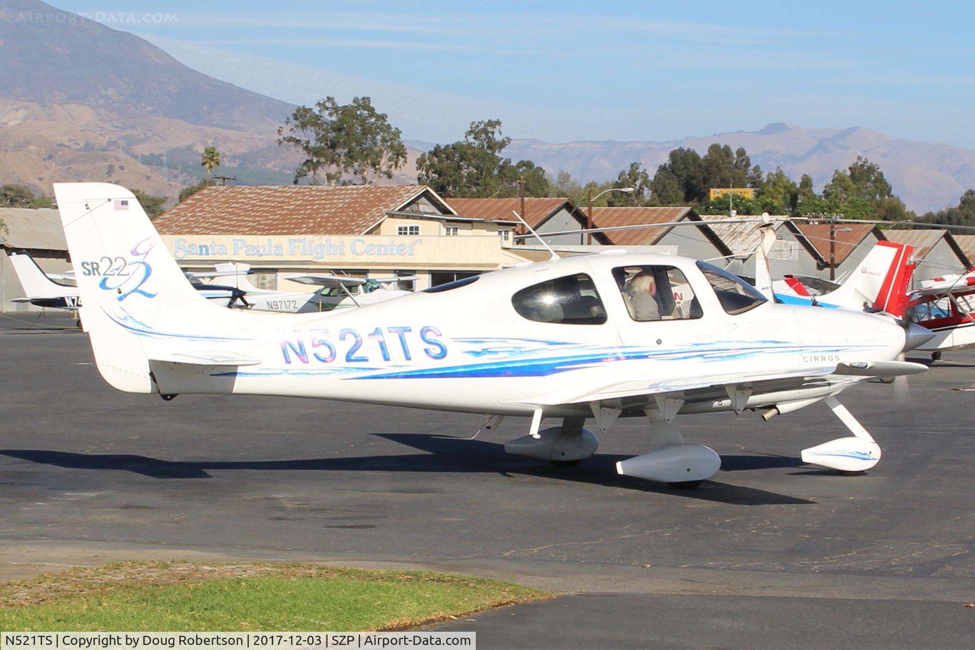 N521TS, 2005 Cirrus SR22 G2 C/N 1753, 2005 Cirrus SR22-G2, Continental IO-550-N 310 Hp, taxi