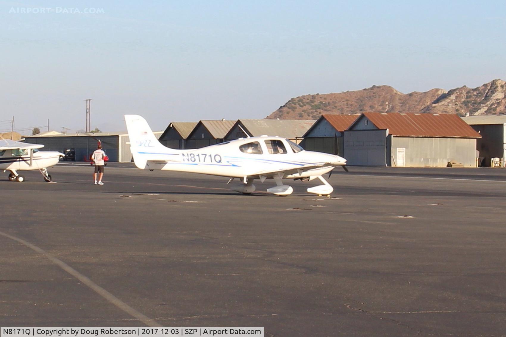 N8171Q, 2003 Cirrus SR22 C/N 0782, 2003 Cirrus SR22, Continental IO-550-N 310 Hp, on Transient ramp