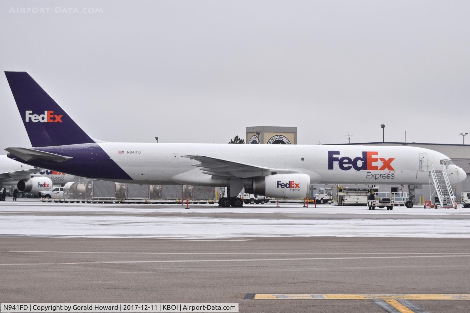 N941FD, 1987 Boeing 757-225 C/N 22691, Parked on the Fed Ex ramp.