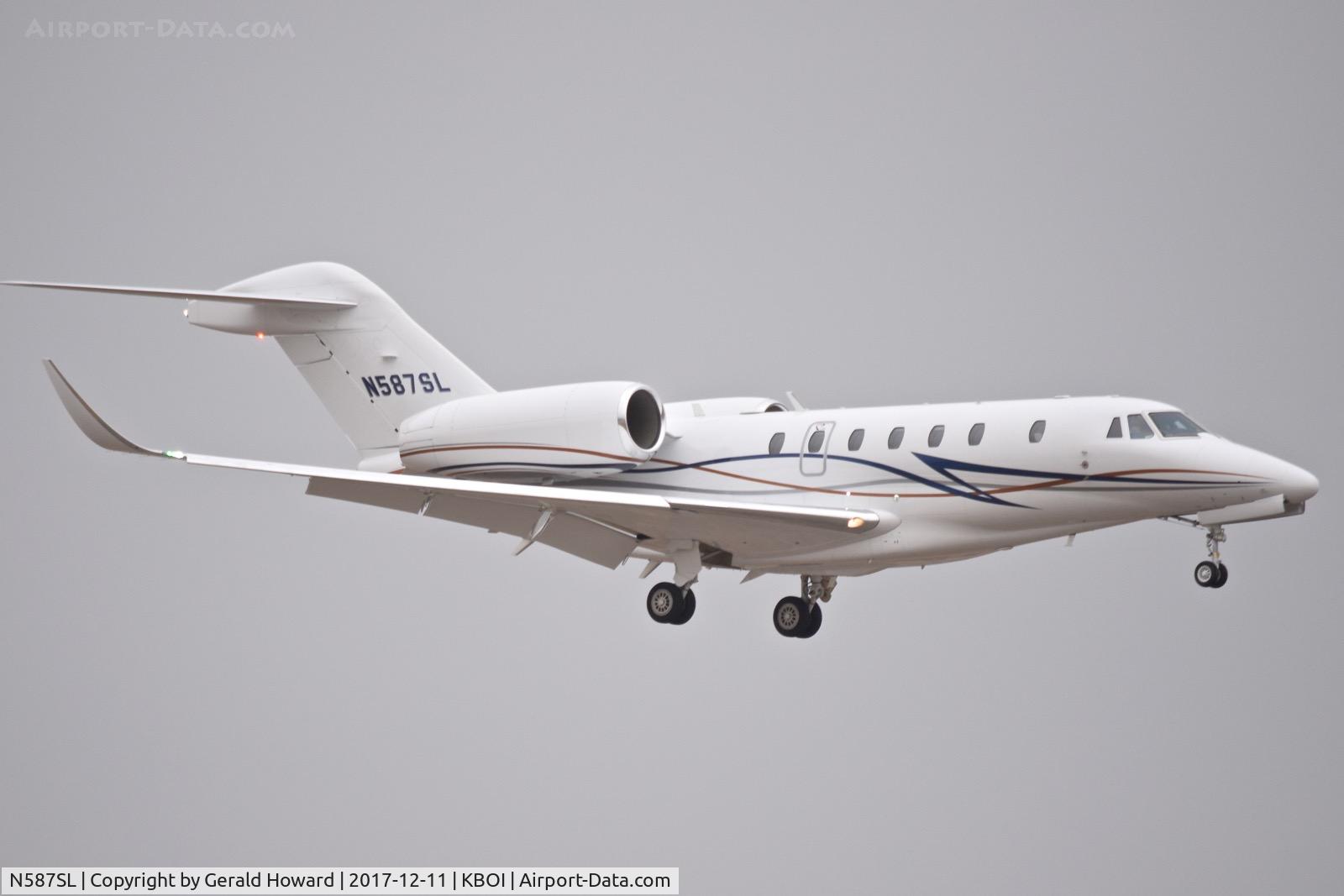 N587SL, 2017 Cessna 750 Citation X Citation X C/N 750-0526, Landing RWY 10R.
