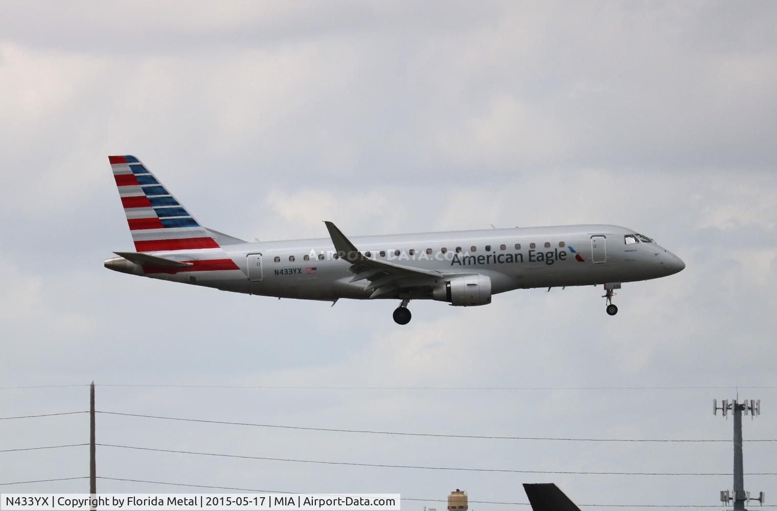 N433YX, 2014 Embraer 175LR (ERJ-170-200LR) C/N 17000417, American Eagle