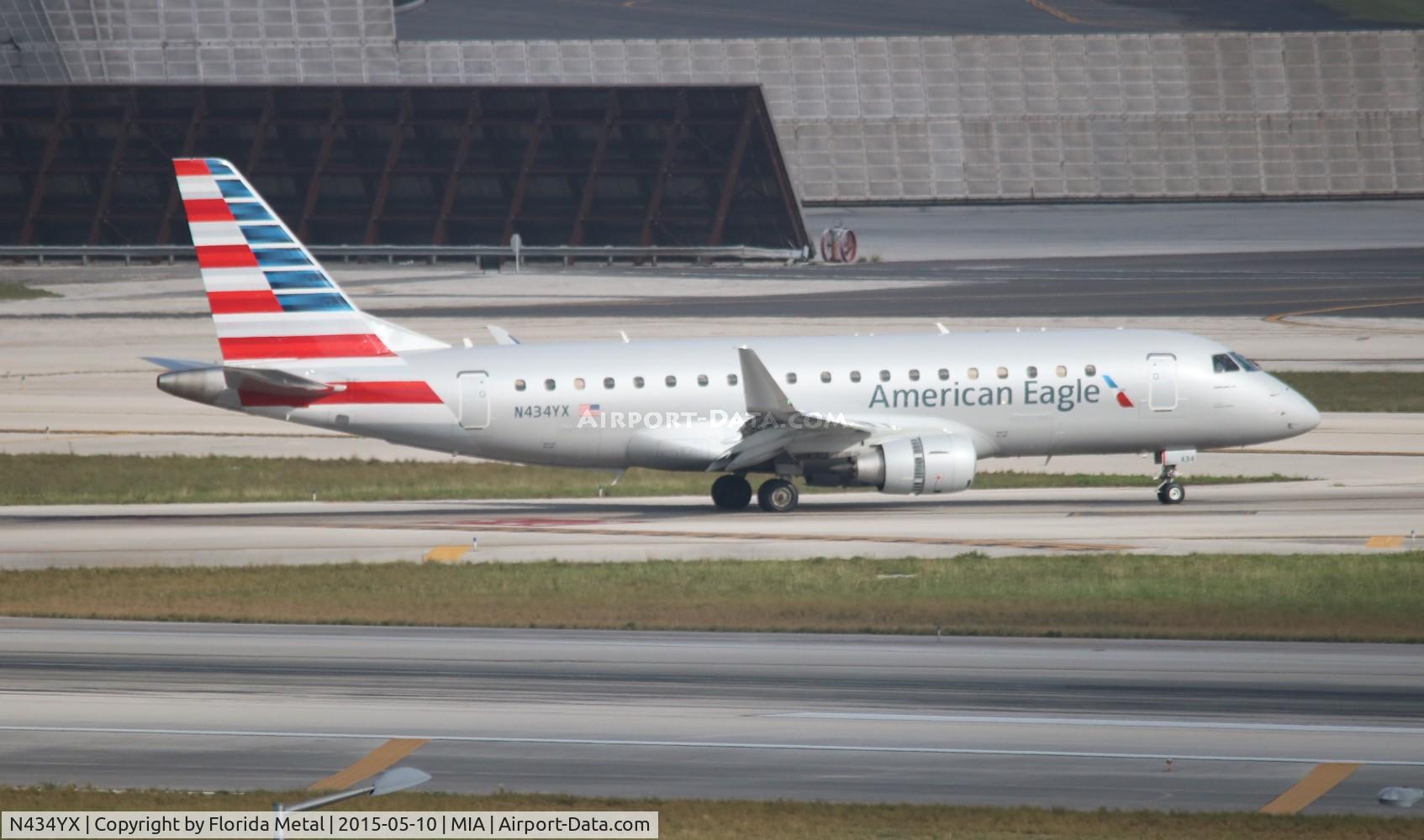 N434YX, 2014 Embraer 175LR (ERJ-170-200LR) C/N 17000418, American Eagle