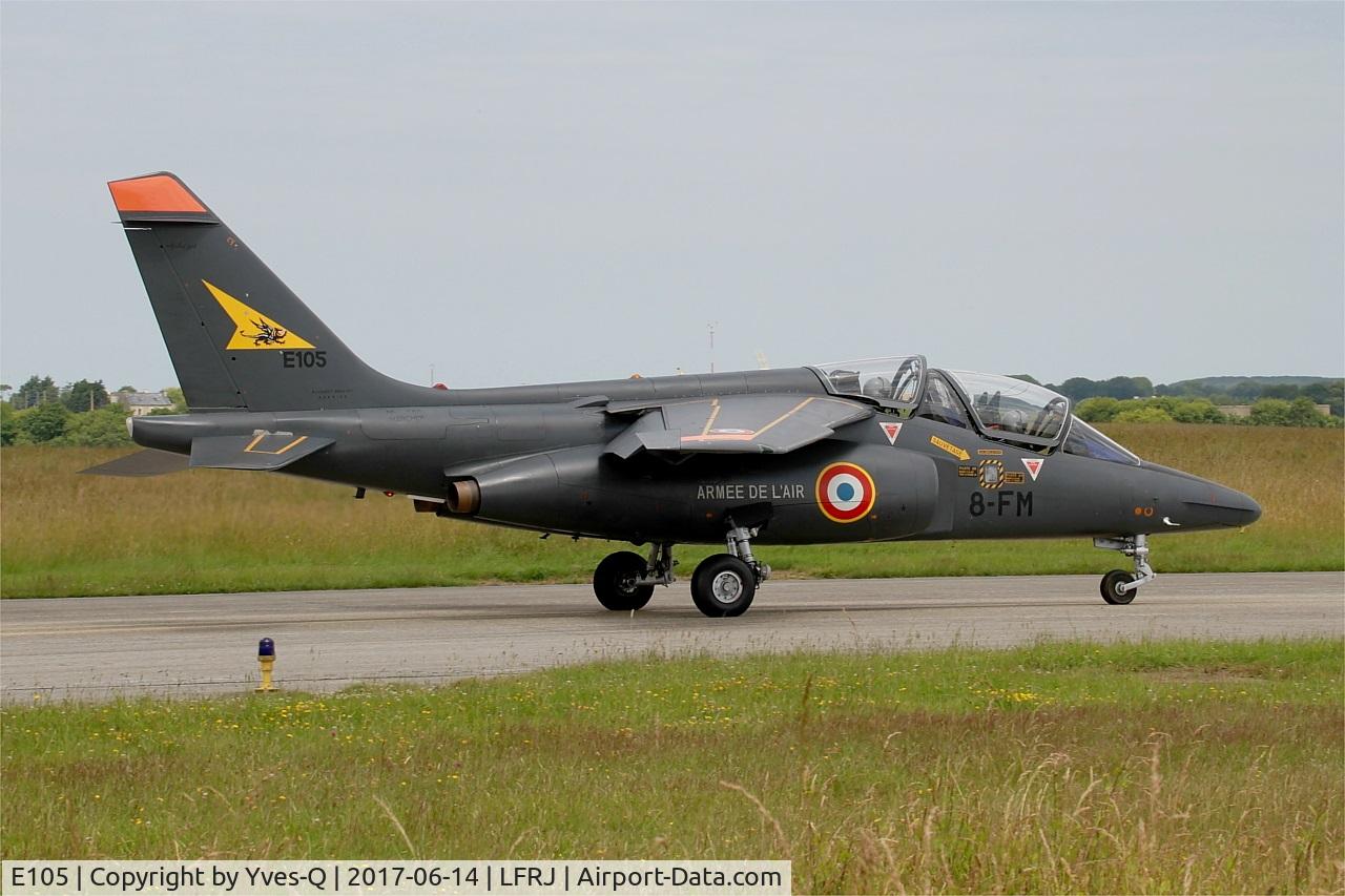 E105, Dassault-Dornier Alpha Jet E C/N E105, Dassault-Dornier Alpha Jet E, Taxiing to holding point rwy 26, Landivisiau Naval Air Base (LFRJ)