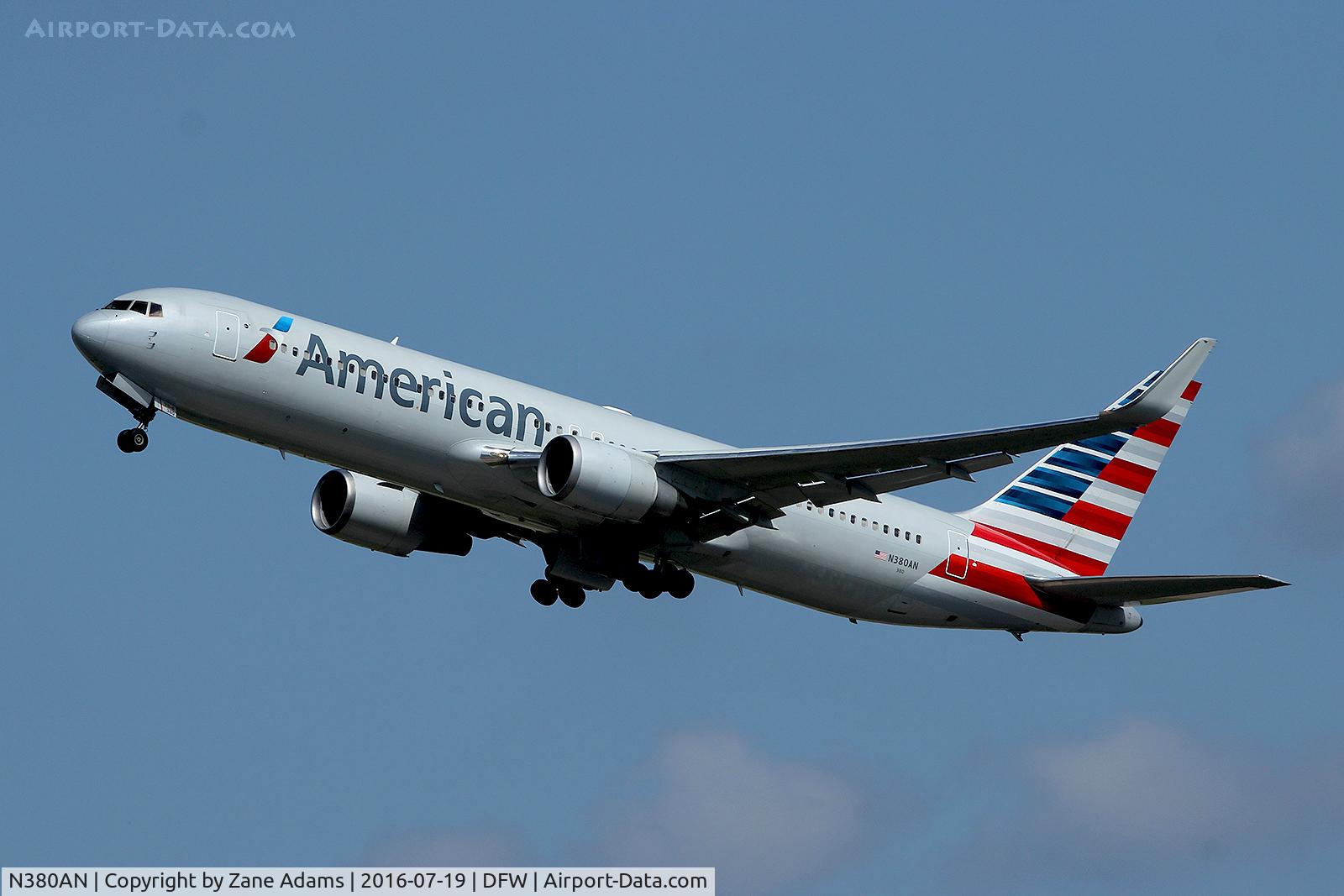 N380AN, 1993 Boeing 767-323 C/N 25449, Departing DFW Airport