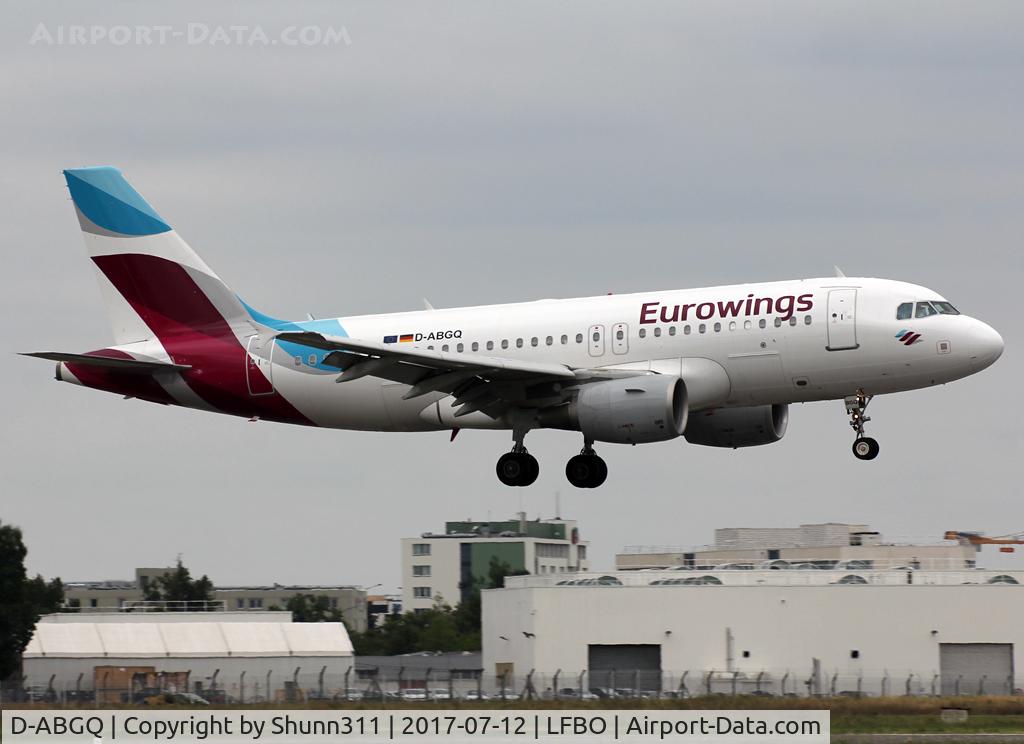 D-ABGQ, 2008 Airbus A319-112 C/N 3700, Landing rwy 32R
