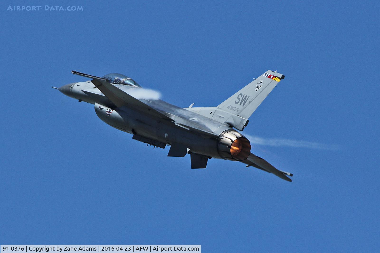 91-0376, 1991 General Dynamics F-16C Fighting Falcon C/N CC-74, At the 2016 Alliance Airshow
