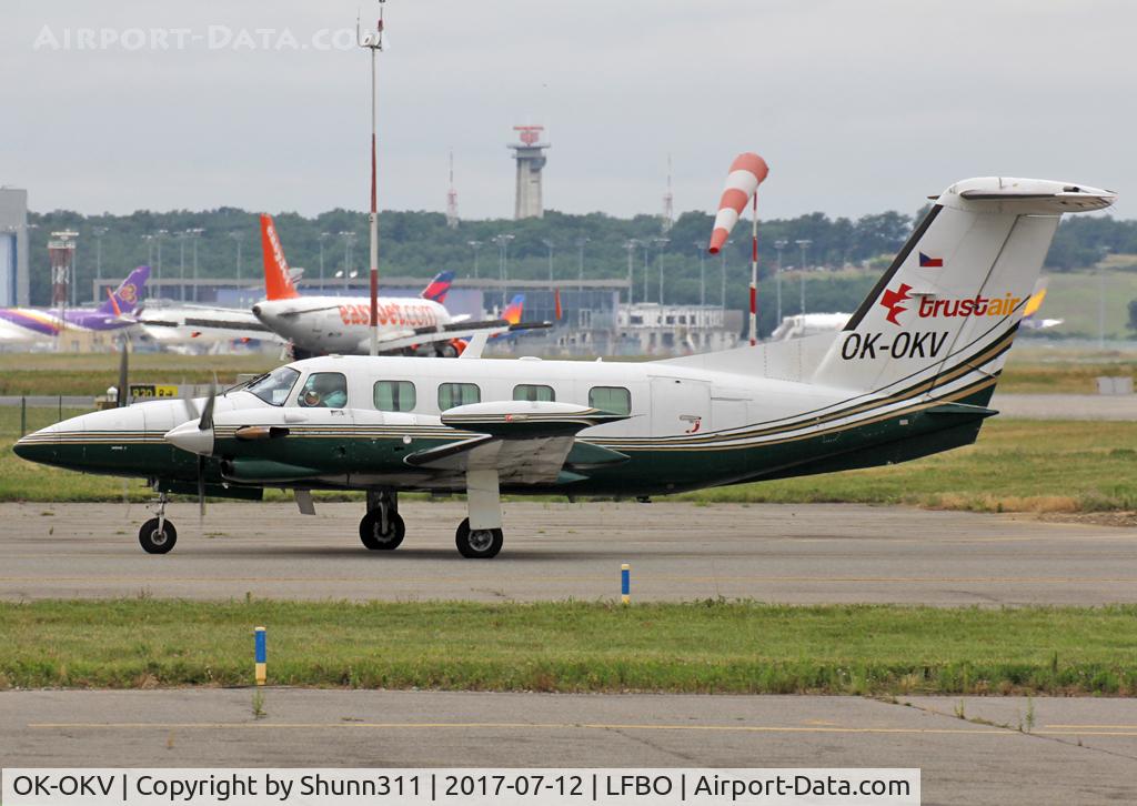 OK-OKV, 1981 Piper PA-42 Cheyenne III C/N 42-8001011, Taxiing holding point rwy 32R for departure... rescue flight.