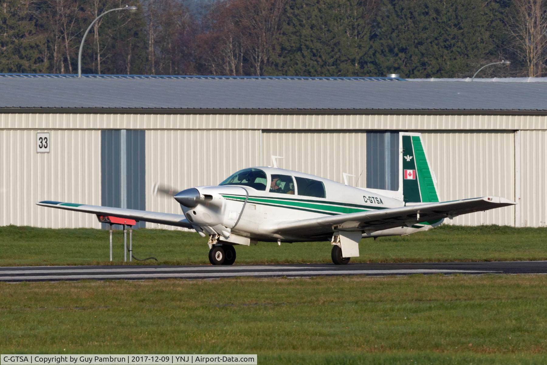 C-GTSA, 1975 Mooney M20F Executive C/N 22-1270, Departing