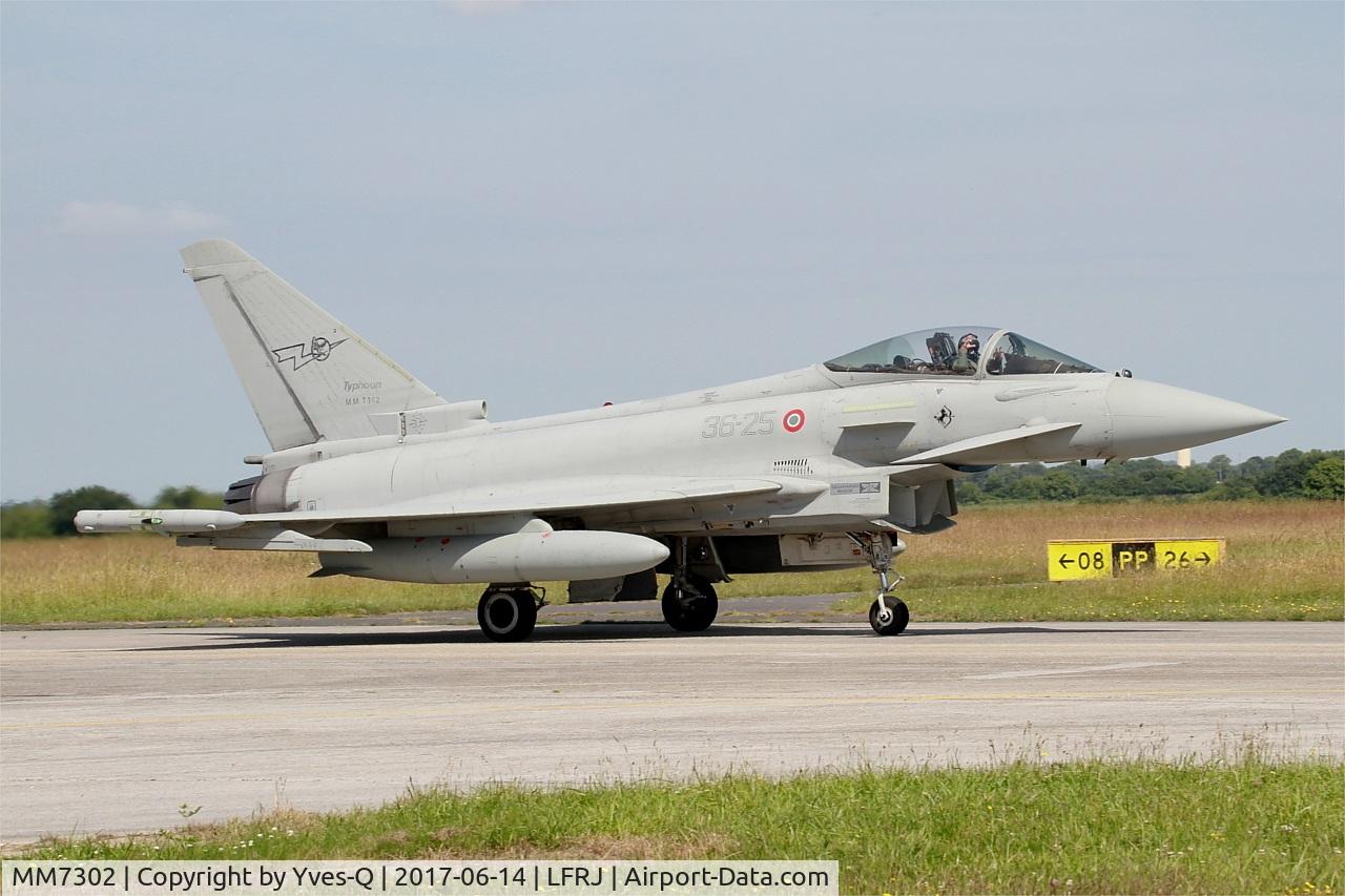 MM7302, Eurofighter EF-2000 Typhoon S C/N IS034, Eurofighter EF-2000 Typhoon S, Taxiing to flight line, Landivisiau Naval Air Base (LFRJ) Tiger Meet 2017