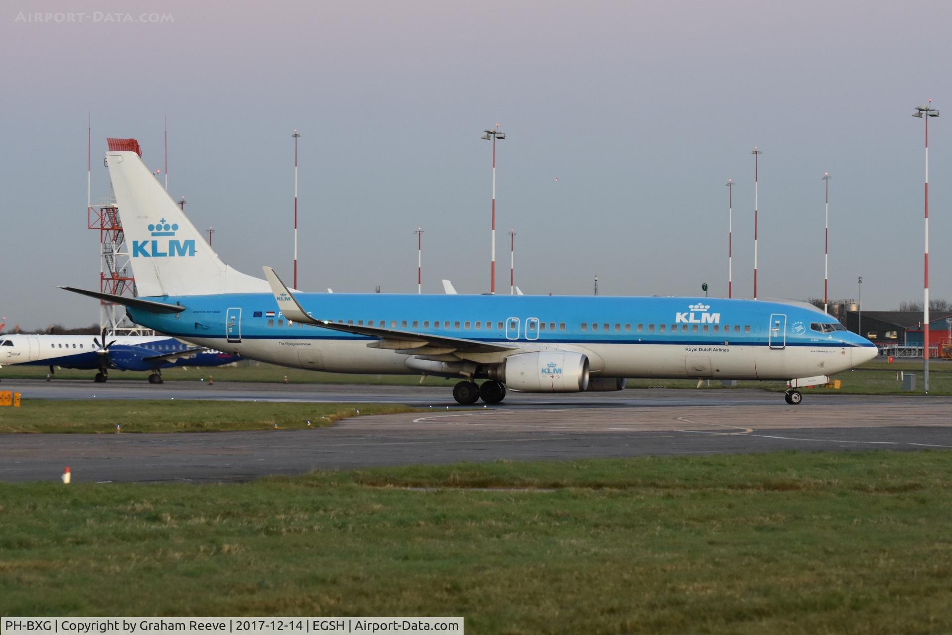PH-BXG, 2000 Boeing 737-8K2 C/N 30357, Just landed at Norwich.