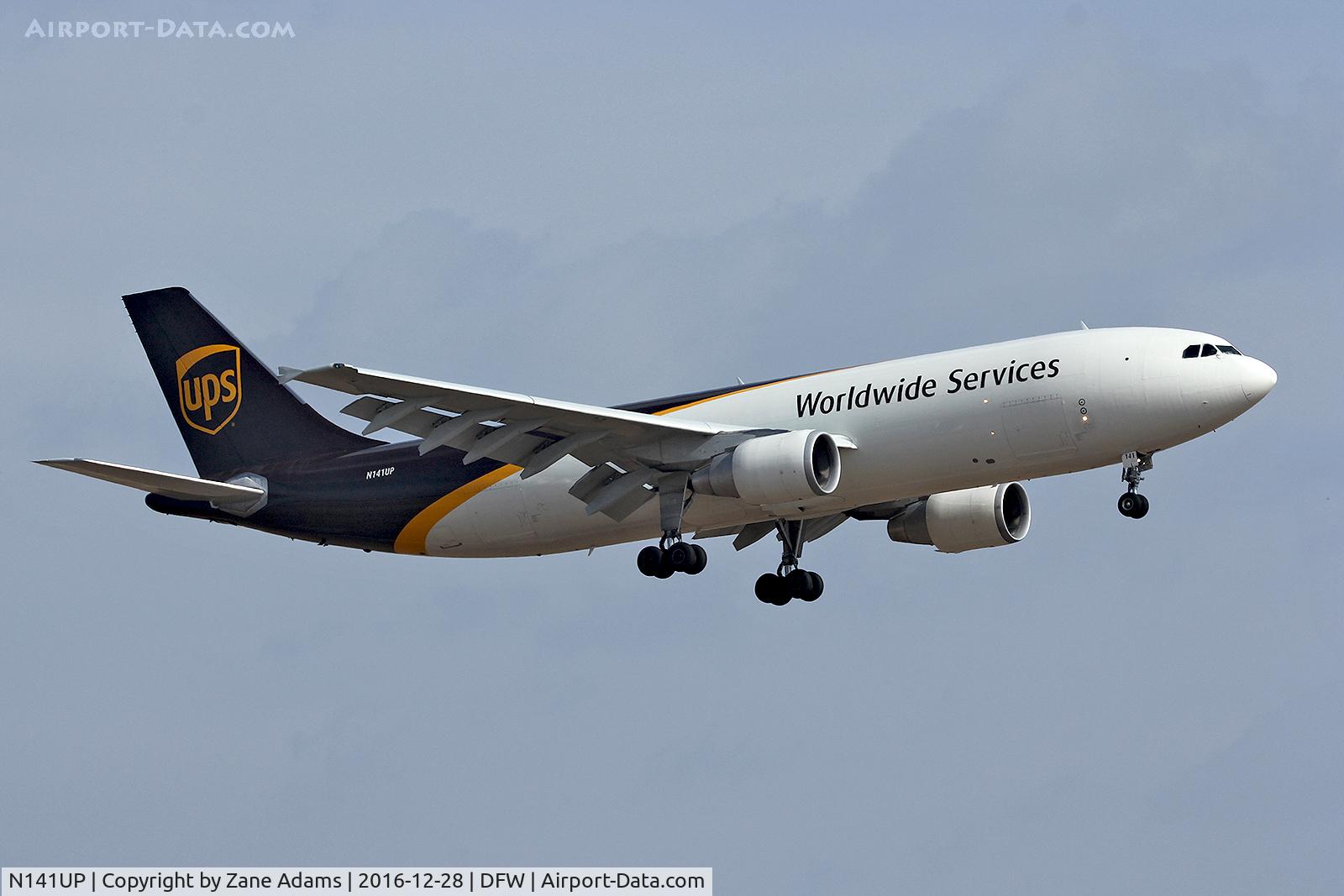 N141UP, 2002 Airbus A300F4-622R C/N 0824, Arriving at DFW Airport