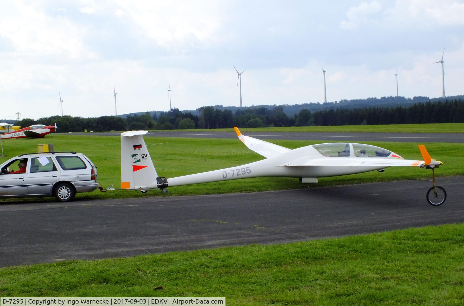 D-7295, Glaser-Dirks DG-505 Elan Orion C/N Not found D-7195, Glaser-Dirks DG-505 Elan Orion at the Dahlemer Binz 60th jubilee airfield display
