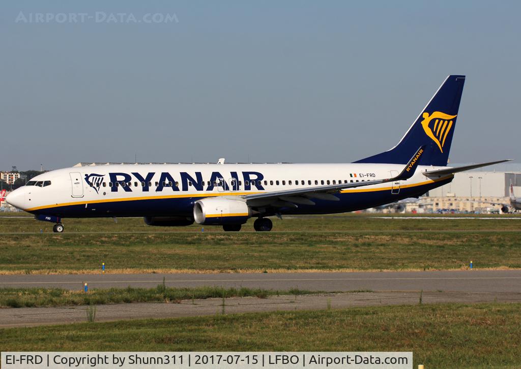 EI-FRD, 2016 Boeing 737-8AS C/N 44738, Taxiing holding point rwy 32R for departure...
