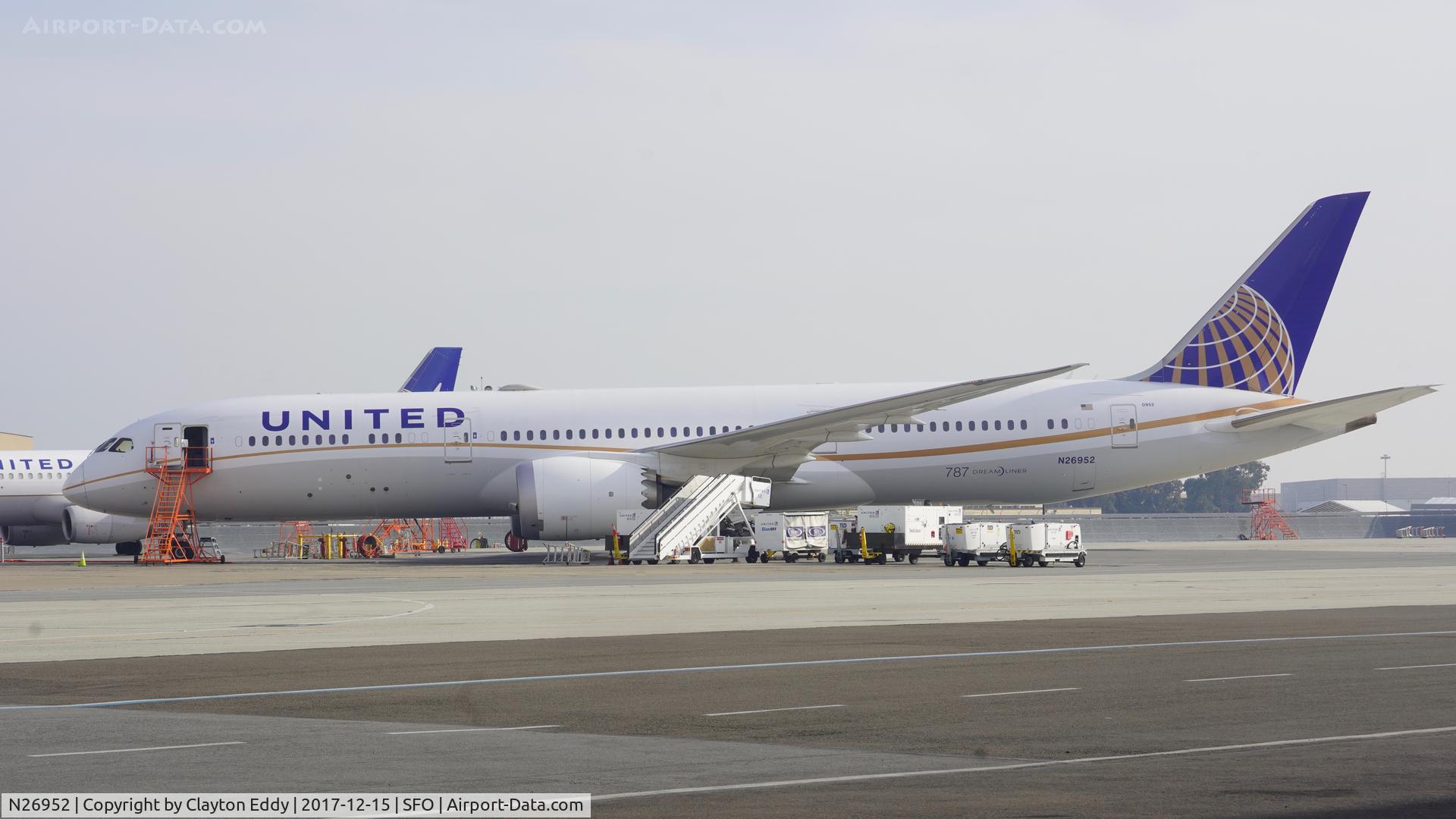 N26952, 2014 Boeing 787-9 Dreamliner C/N 36403, SFO 2017.