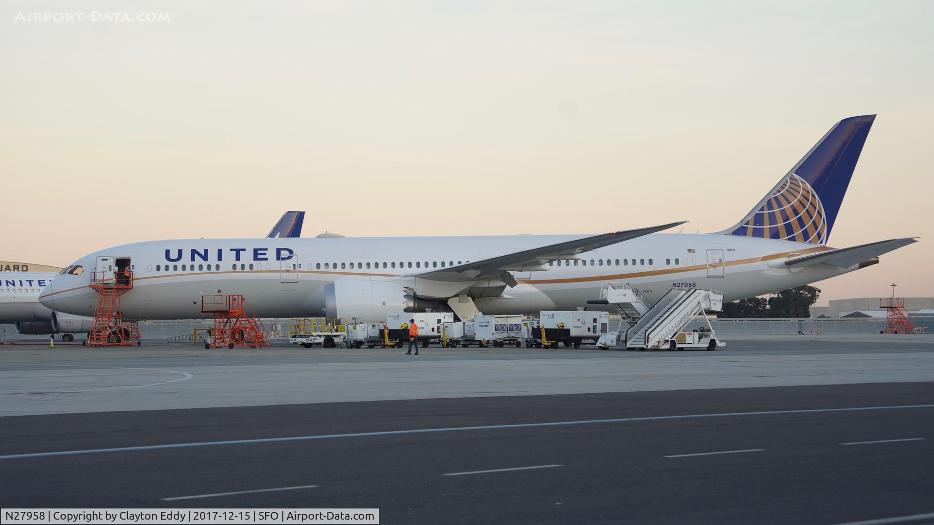 N27958, 2015 Boeing 787-9 Dreamliner C/N 36406, SFO 2017.