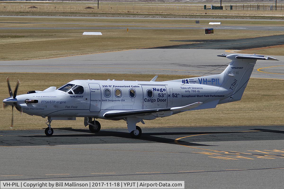 VH-PIL, 2015 Pilatus PC-12/47E C/N 1389, MOBILE ADVERT