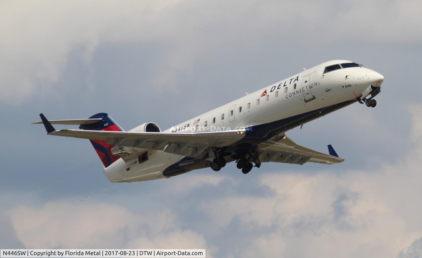N446SW, 2002 Bombardier CRJ-200LR (CL-600-2B19) C/N 7666, Delta Connection