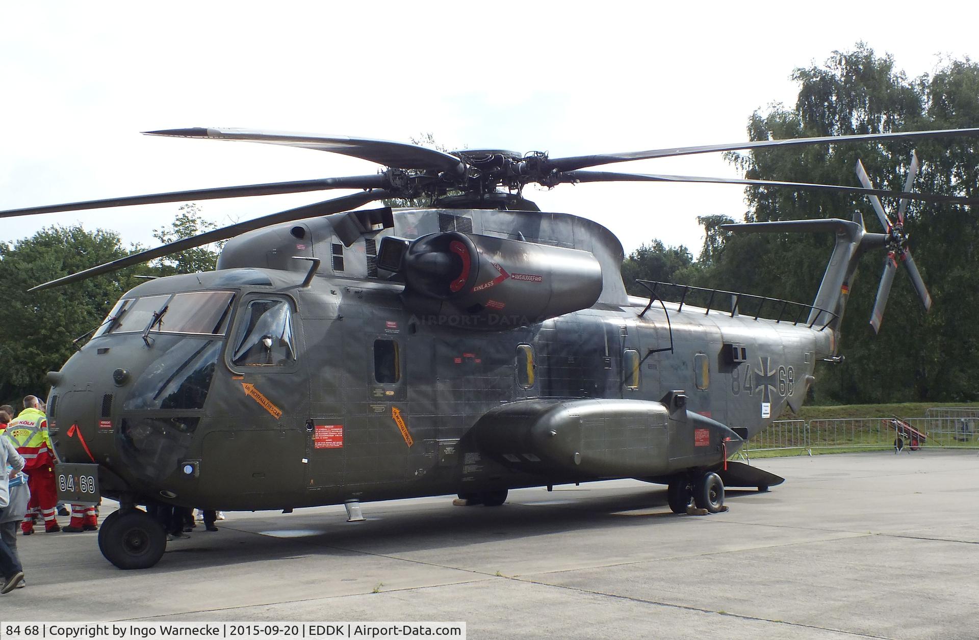 84 68, Sikorsky (VFW-Fokker) CH-53G C/N V65-066, Sikorsky (VFW-Fokker) CH-53G of the Luftwaffe (German Air Force) at the DLR 2015 air and space day on the side of Cologne airport