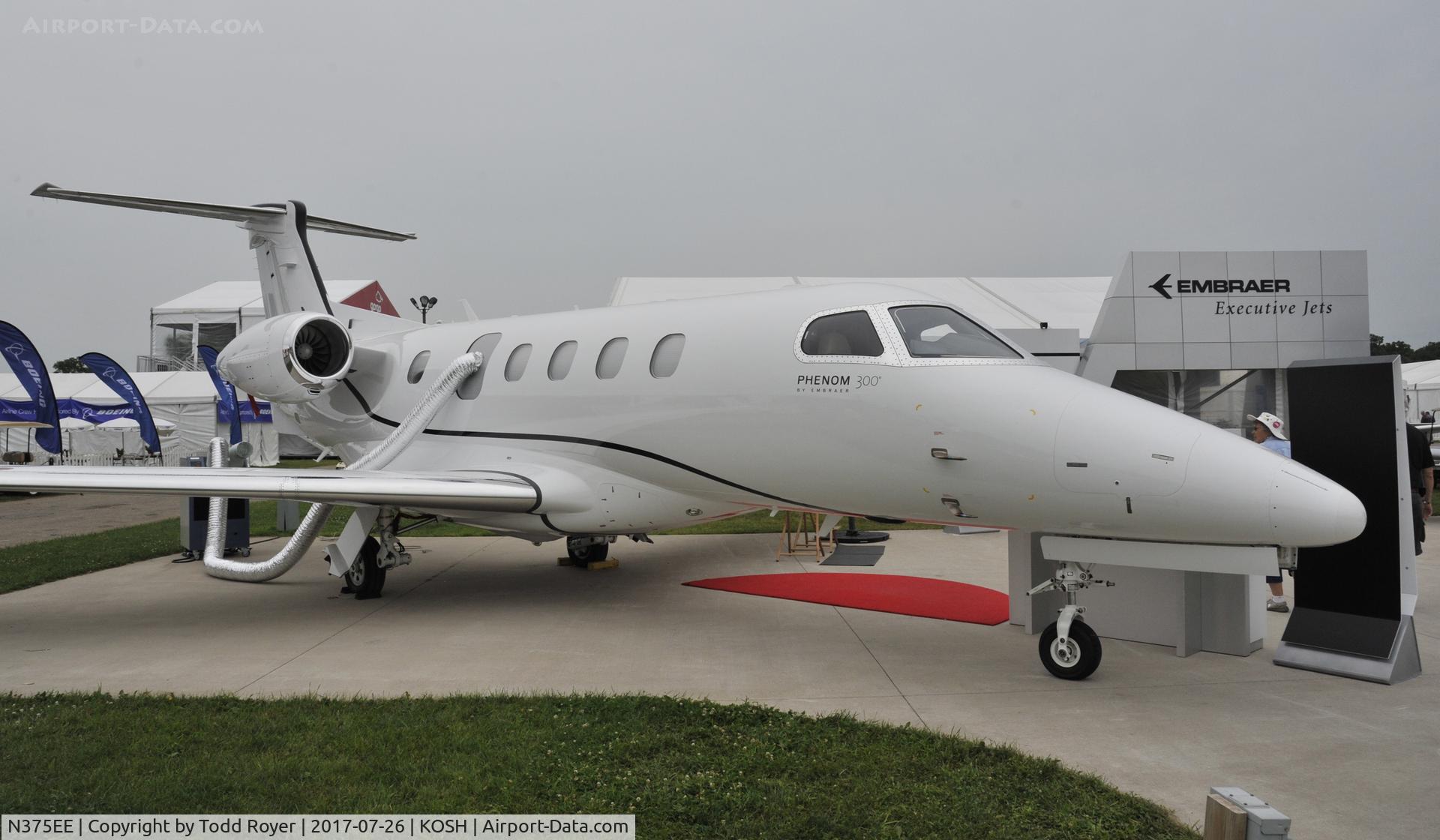 N375EE, 2017 Embraer EMB-505 Phenom 300 C/N 50500375, Airventure 2017