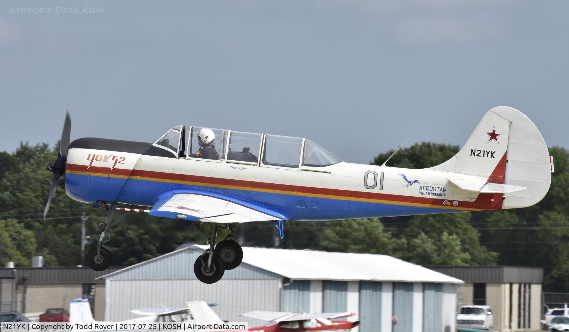 N21YK, 1992 Yakovlev Yak-52 C/N 9211609/01, Airventure 2017