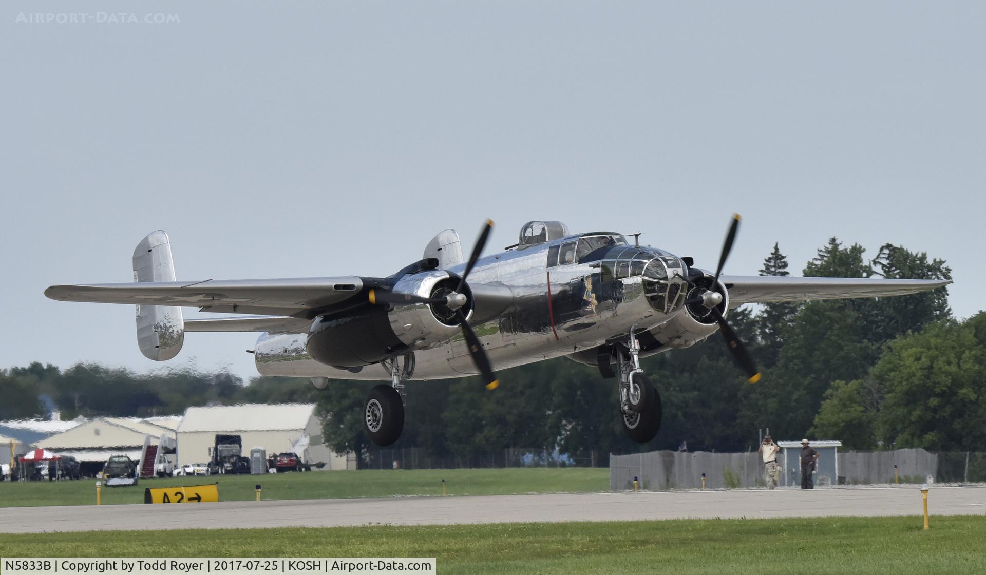 N5833B, 1945 North American B-25J Mitchell Mitchell C/N 108-47735, Airventure 2017