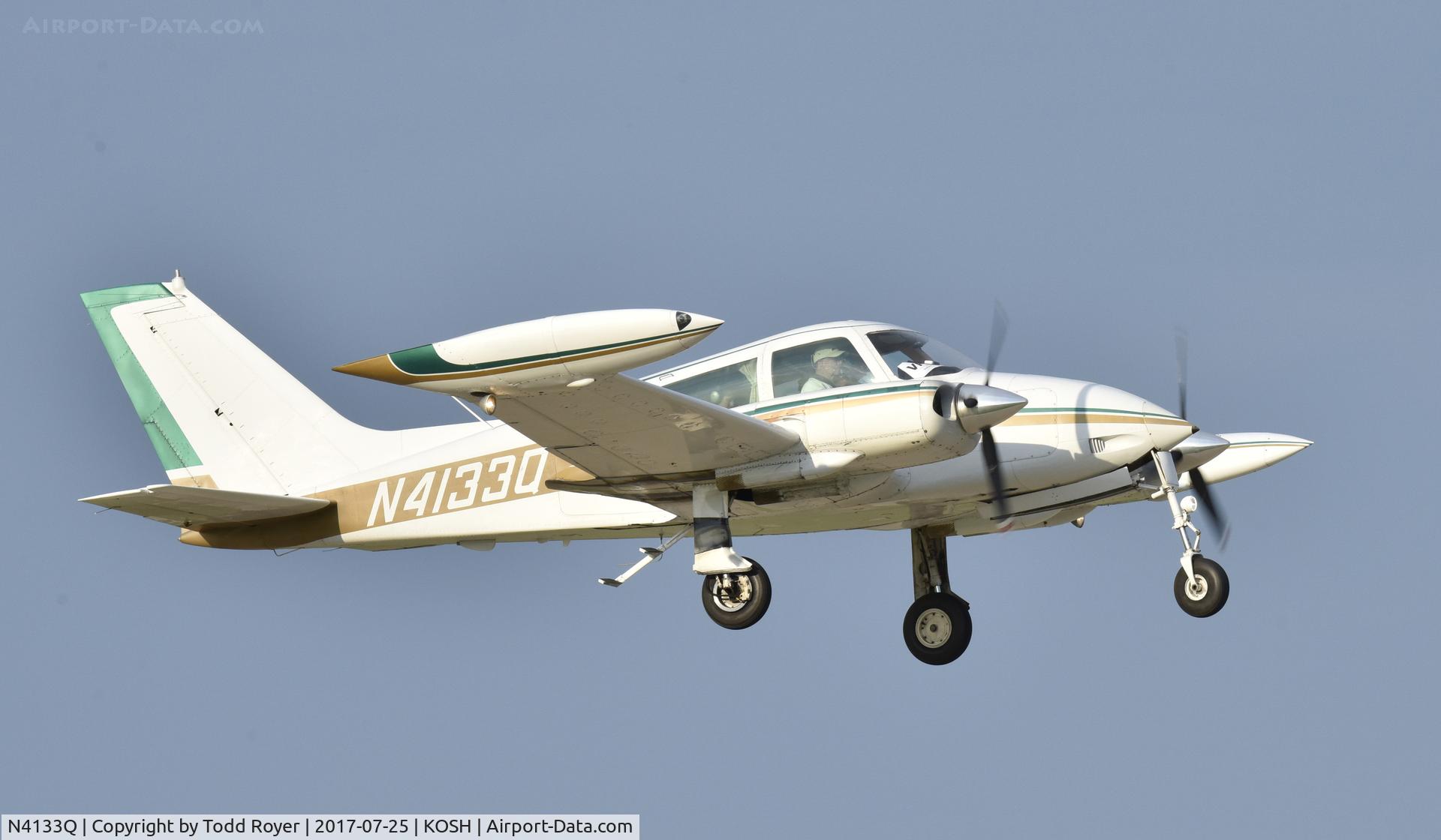 N4133Q, 1967 Cessna 310N C/N 310N-0033, Airventure 2017