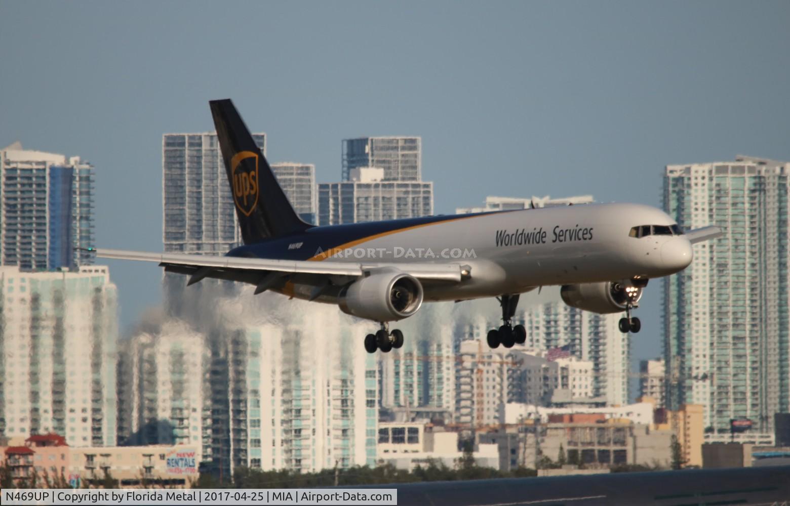 N469UP, 1997 Boeing 757-24APF C/N 25485, UPS 757