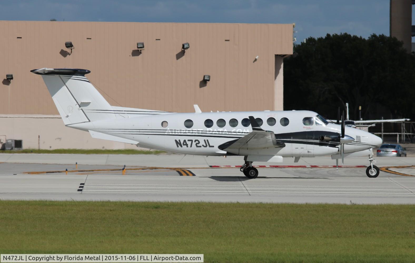 N472JL, Hawker Beechcraft Corp B300C King Air C/N FM-50, Beech 350