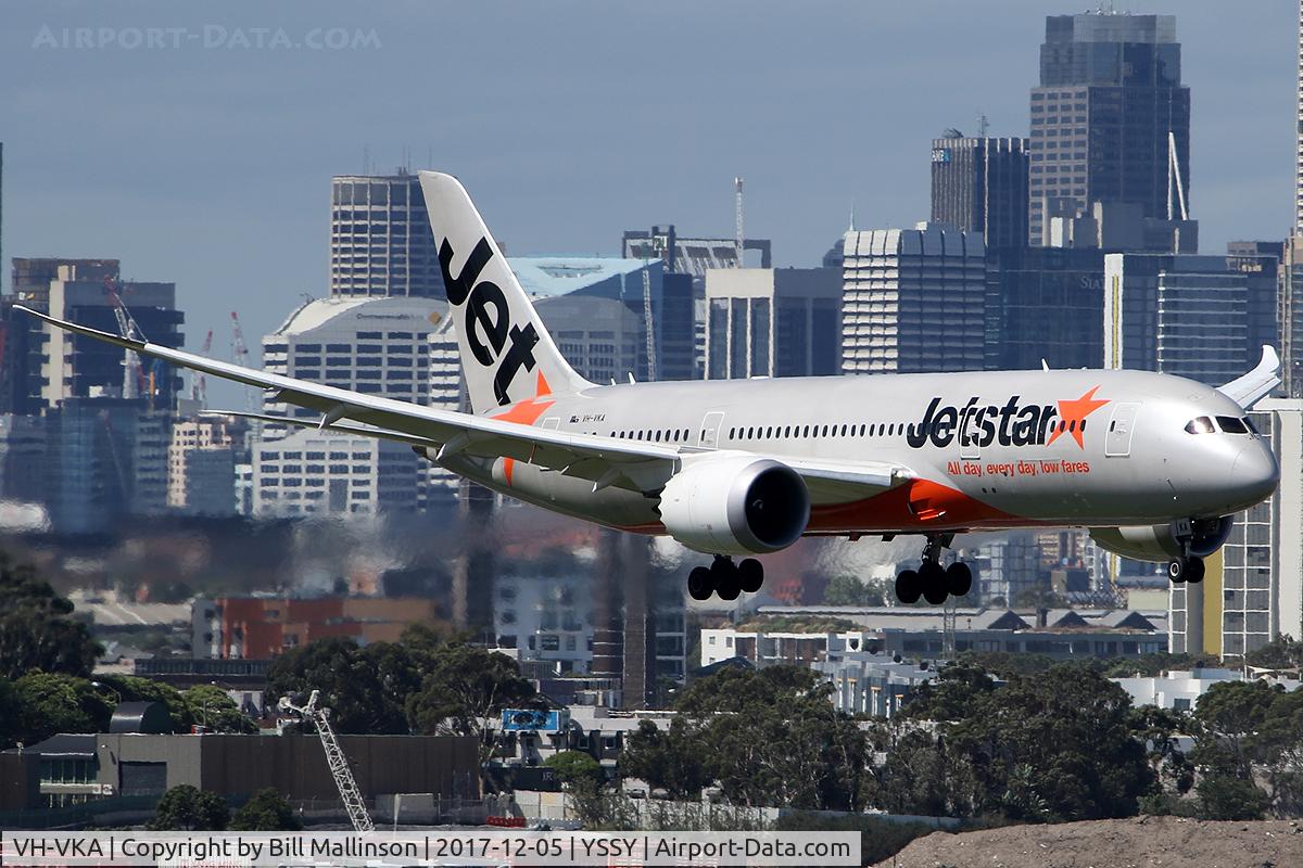 VH-VKA, 2013 Boeing 787-8 Dreamliner C/N 36227, for 16R