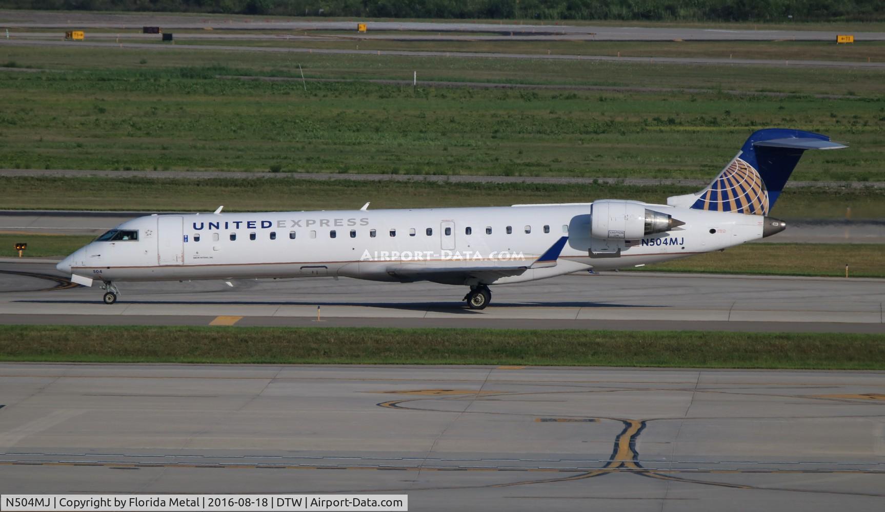 N504MJ, 2002 Bombardier CRJ-700 (CL-600-2C10) Regional Jet C/N 10066, United Express