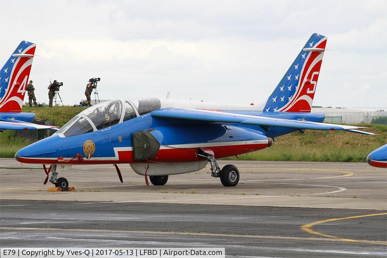 E79, Dassault-Dornier Alpha Jet E C/N E79, Dassault-Dornier Alpha Jet E (F-TENA), Athos 5 of Patrouille de France 2017, Flight line, Bordeaux-Mérignac Air Base 106 (LFBD-BOD) open day 2017