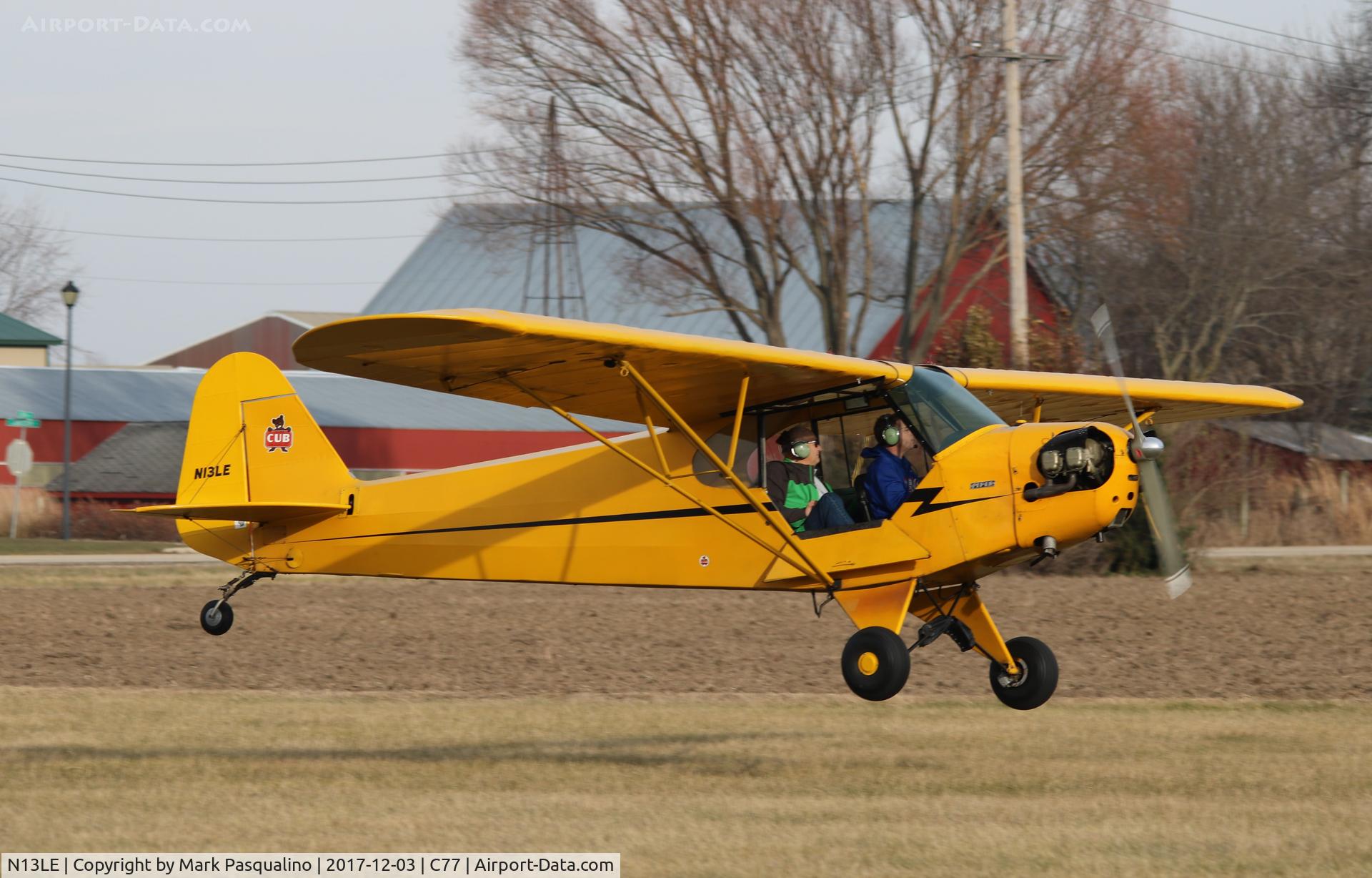 N13LE, Piper J3C-65 Cub Cub C/N 17571, Piper J3C-65