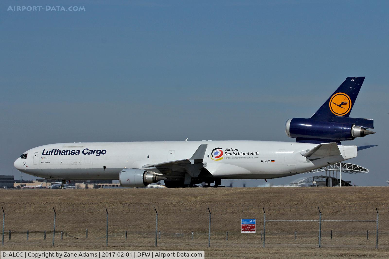 D-ALCC, 1998 McDonnell Douglas MD-11F C/N 48783, Arriving at DFW Airport