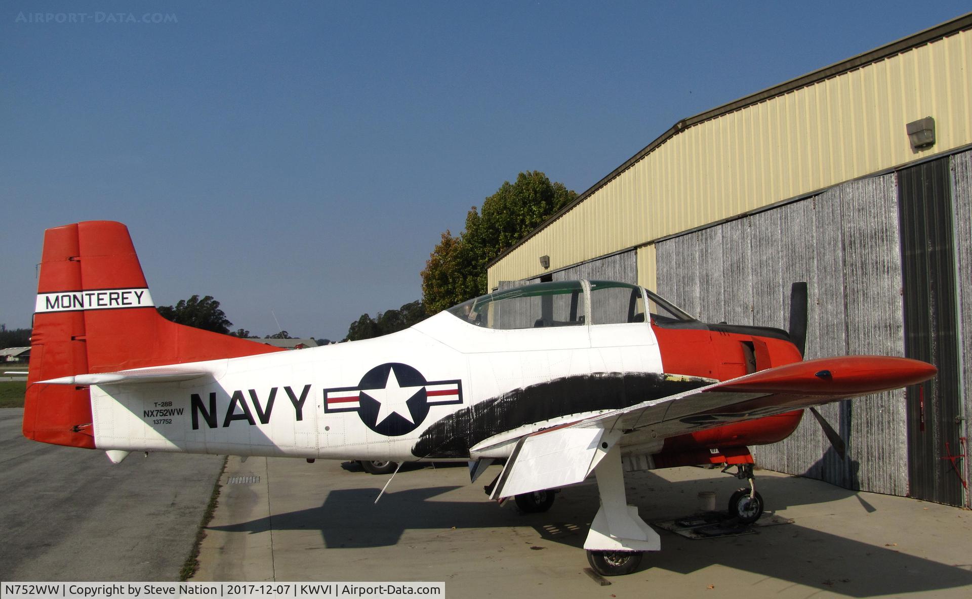 N752WW, 1954 North American T-28B Trojan C/N 200-115, Locally-based North American T-28A BuAer 137752 painted in NAF Monterey, CA colors @ Watsonville Municipal Airport, CA