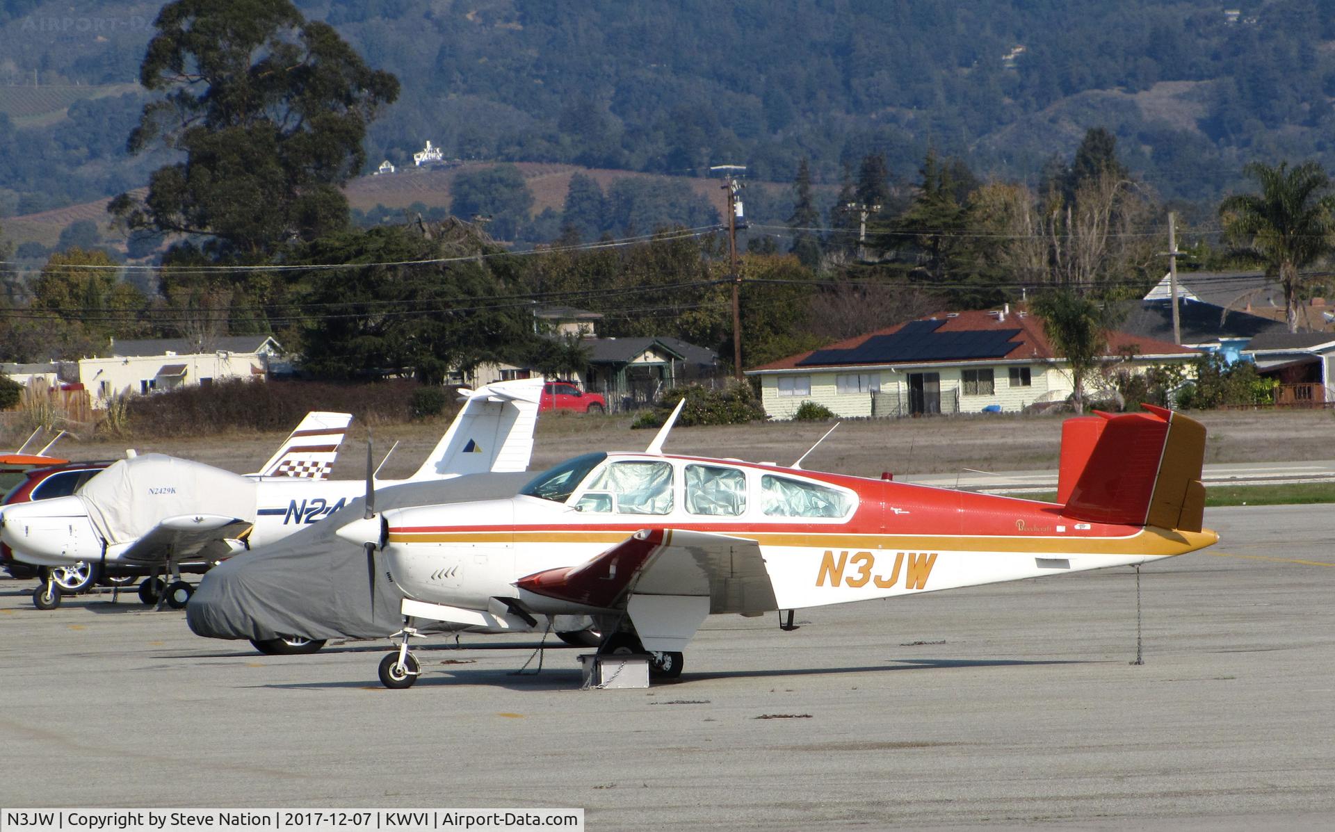 N3JW, 1964 Beech S35 Bonanza C/N D-7591, Locally-based 1964 Beech S35 V-tail Bonanza @ Watsonville Municipal Airport, CA