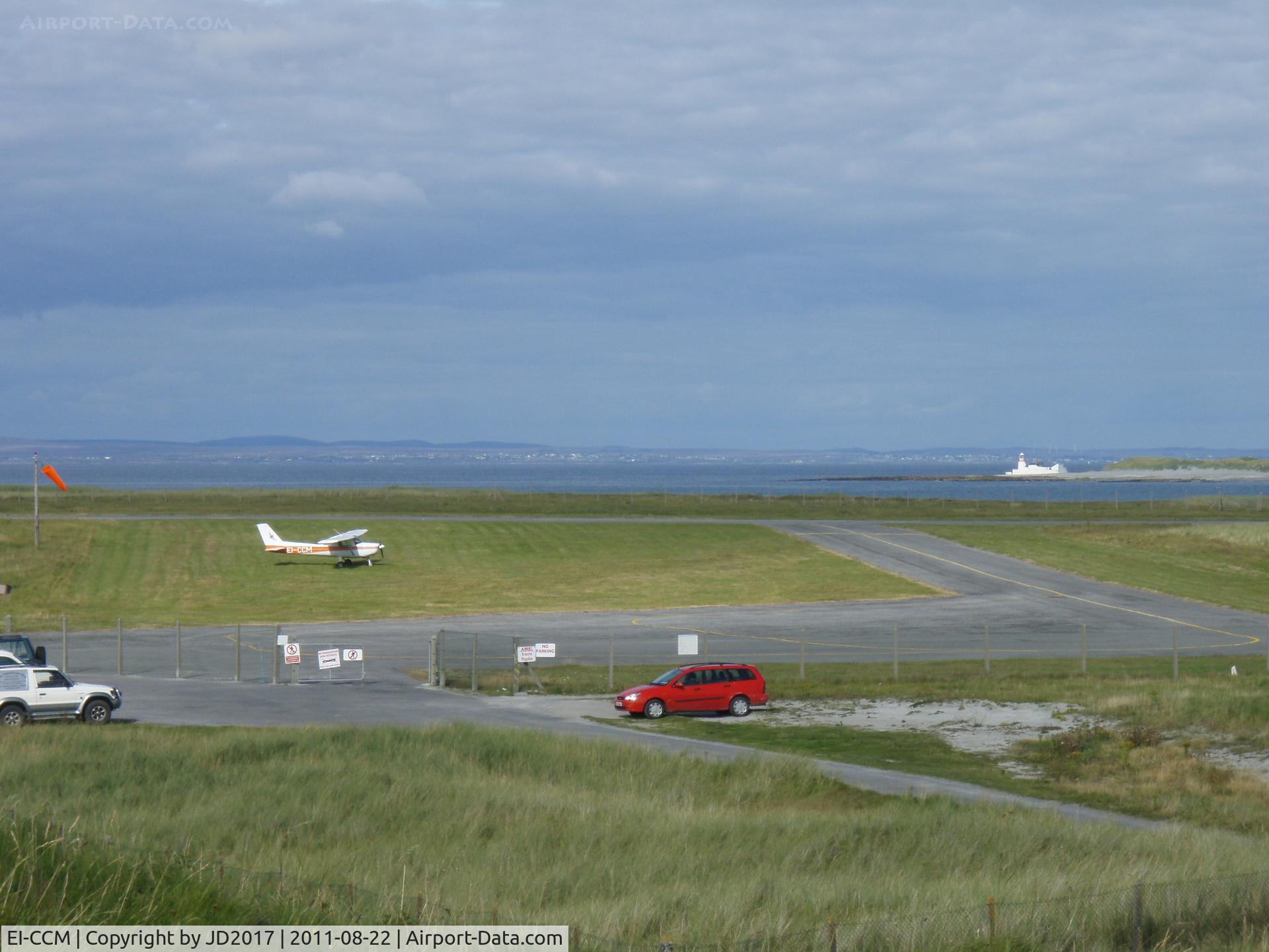 EI-CCM, 1979 Cessna 152 C/N 152-82320, Inis Mór, Aran Islands. Looking north towards Connamara across Galway Bay. August 2011.
